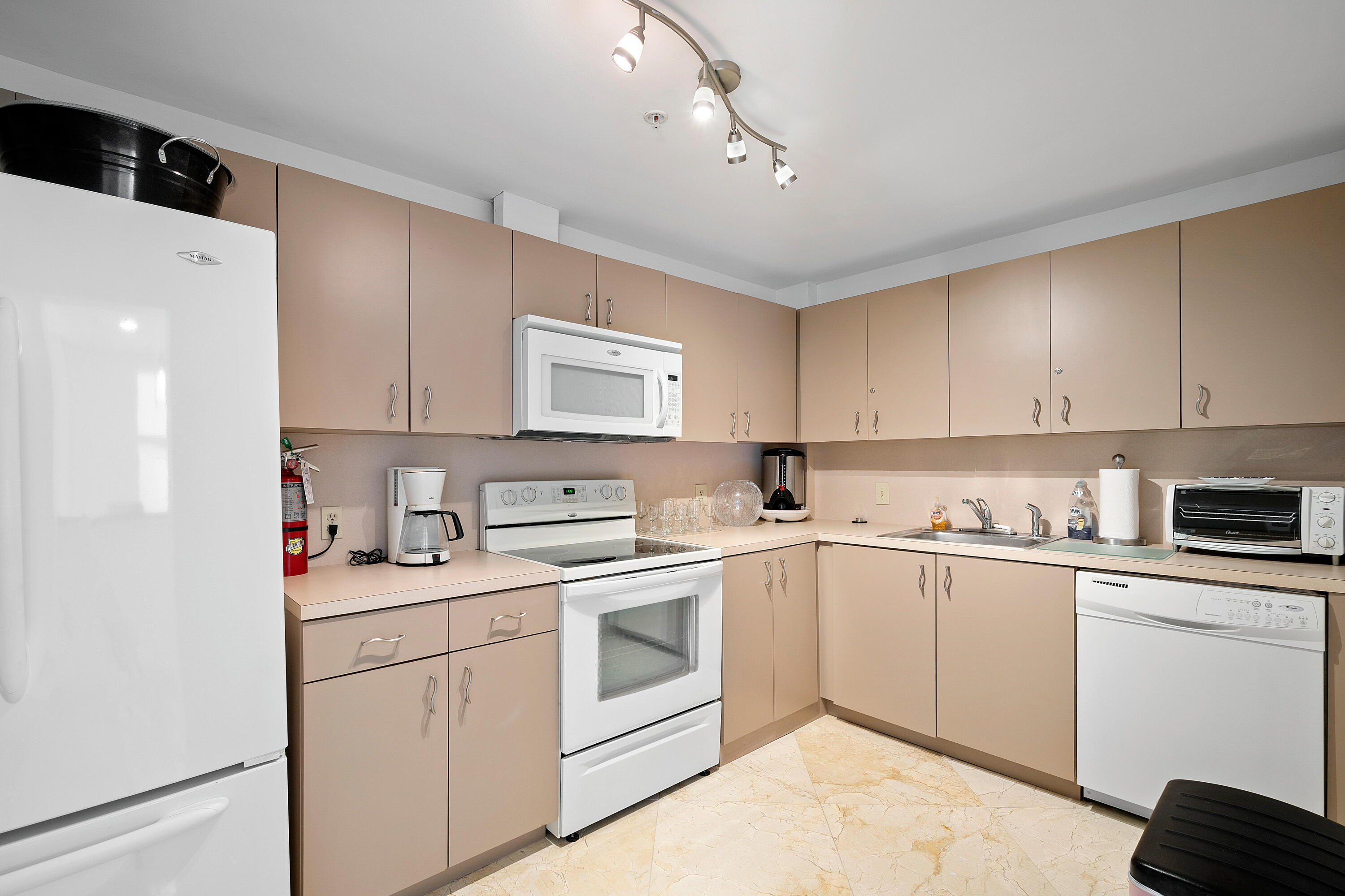 4600 S Ocean Boulevard 602