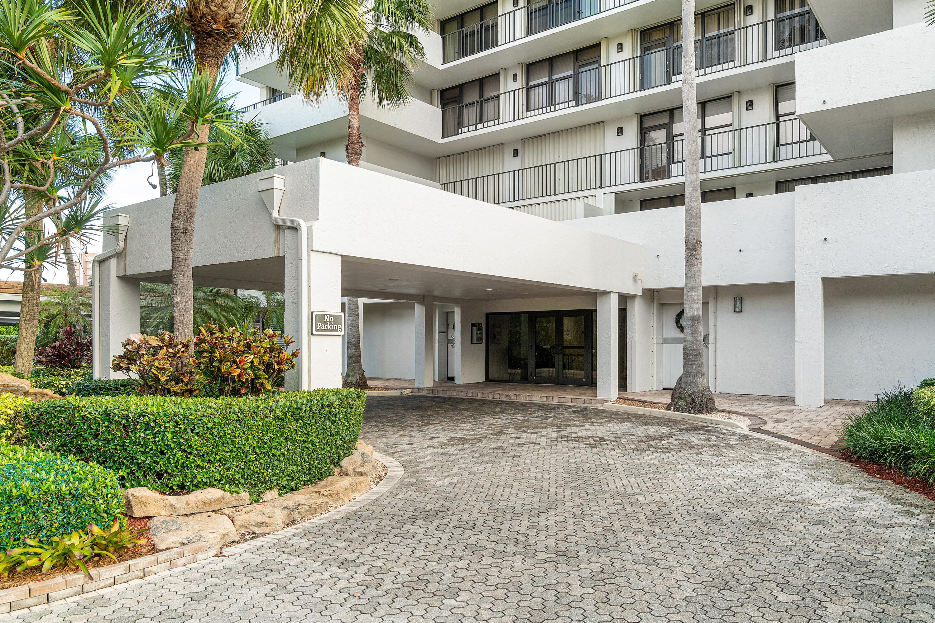 4600 S Ocean Boulevard 602
