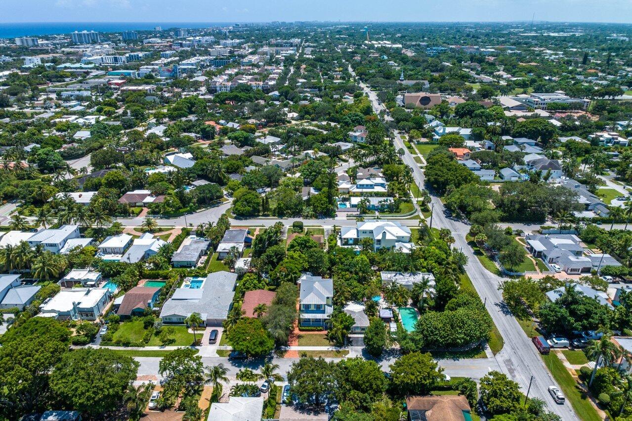 10 NE 7th Street