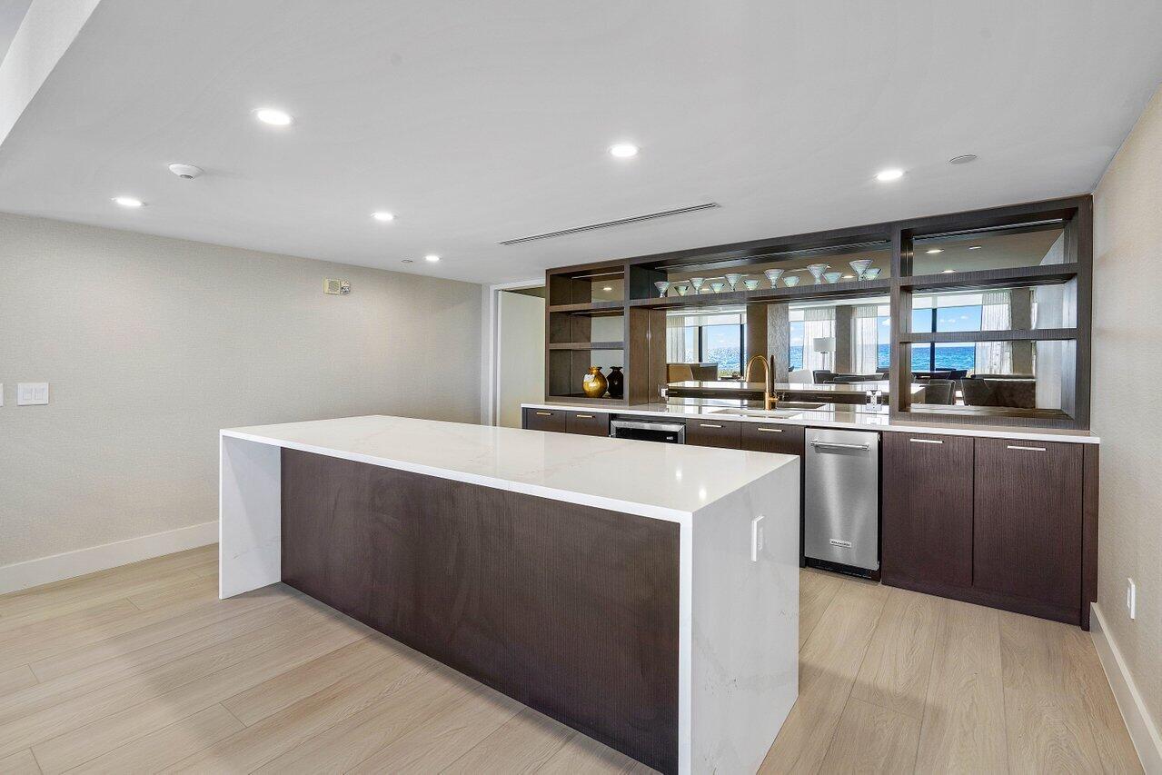 2727 S Ocean Boulevard 801 & 805