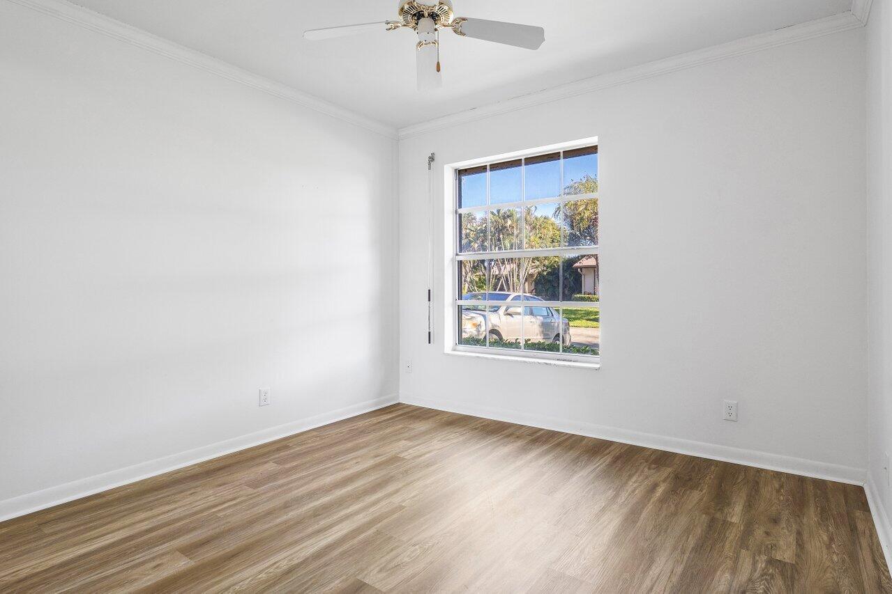 5424 Viburnum Circle