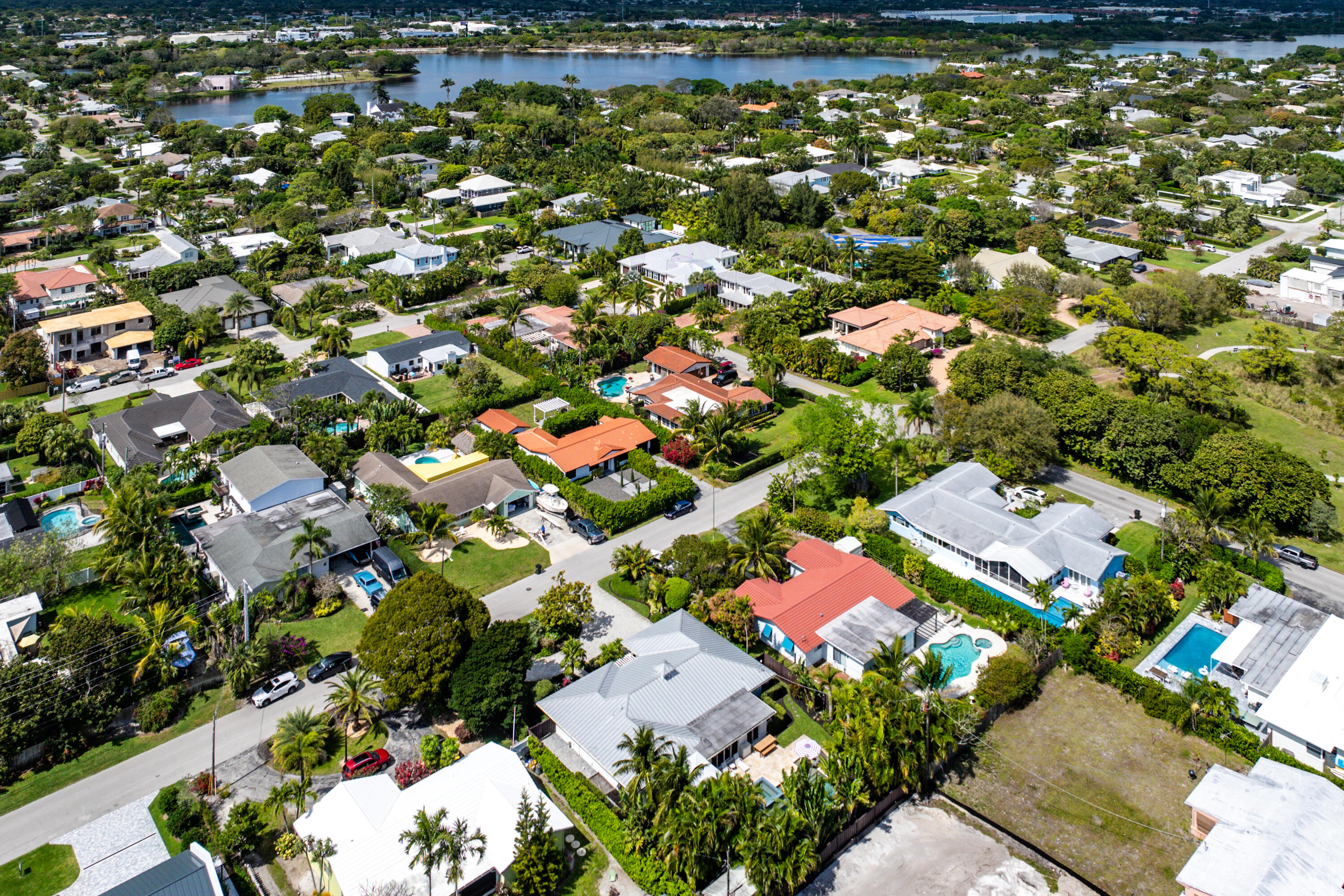 801 NW 4th Avenue