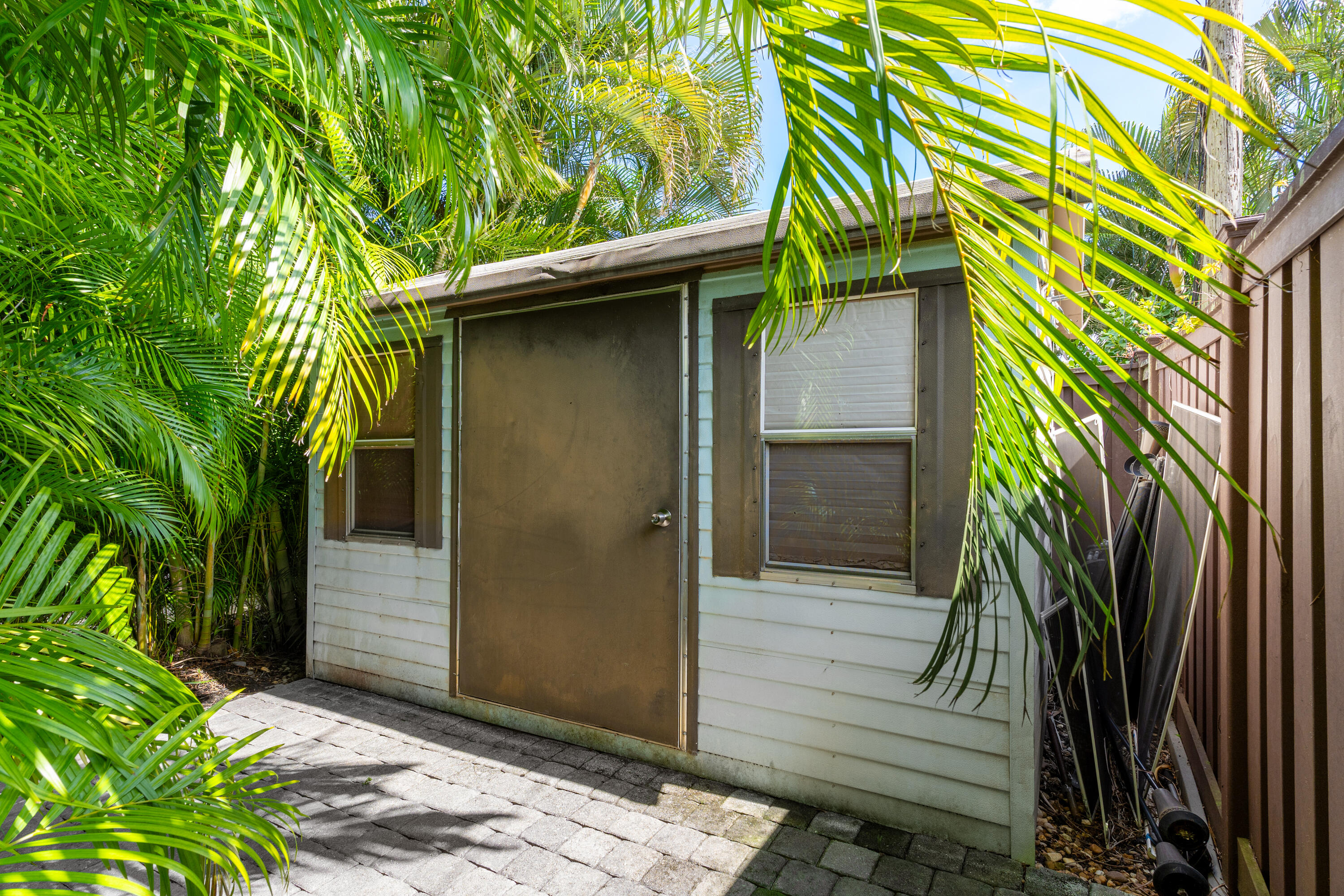 801 NW 4th Avenue