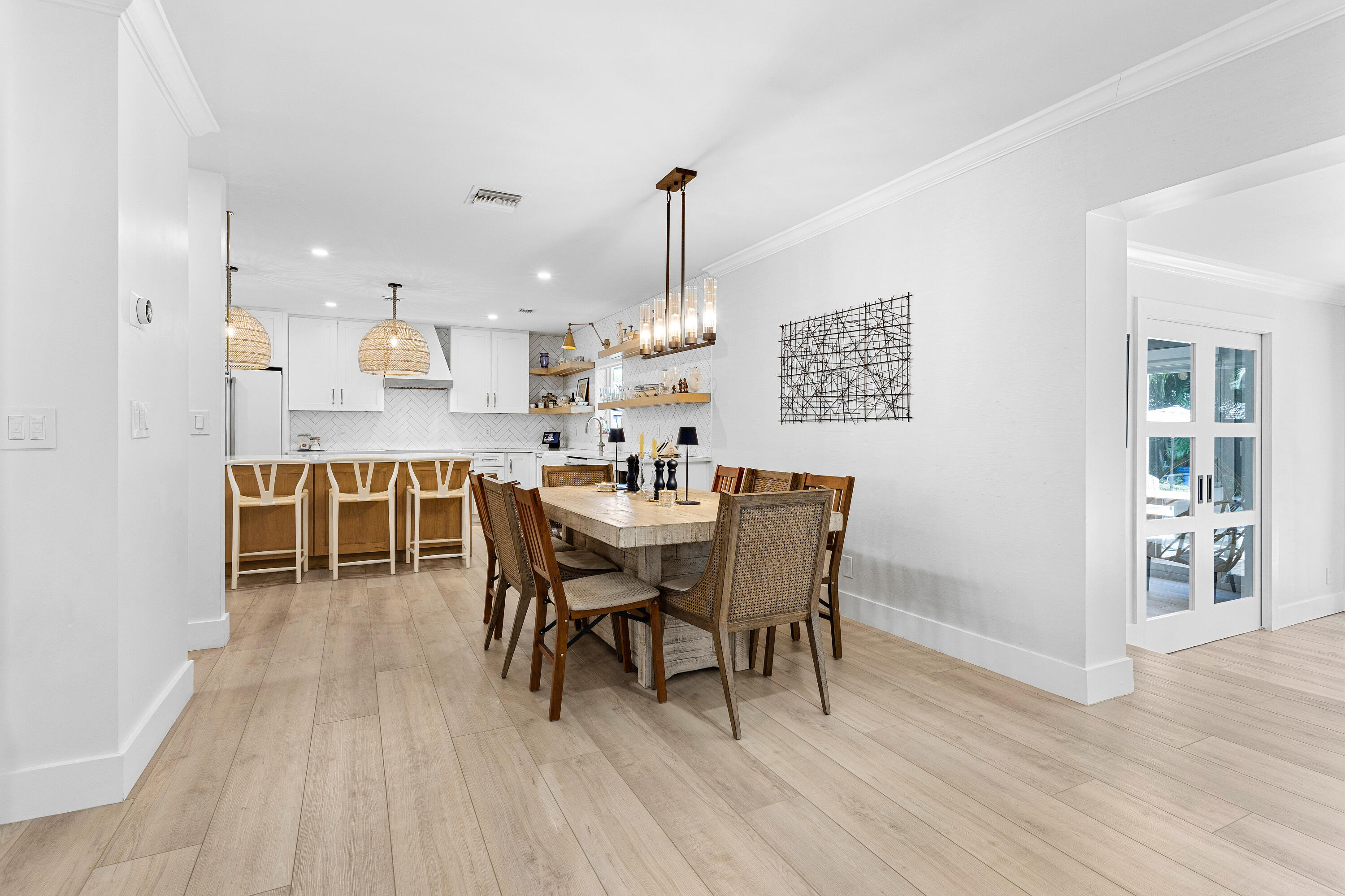 801 NW 4th Avenue