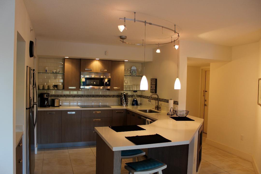 808 Villa Circle 808