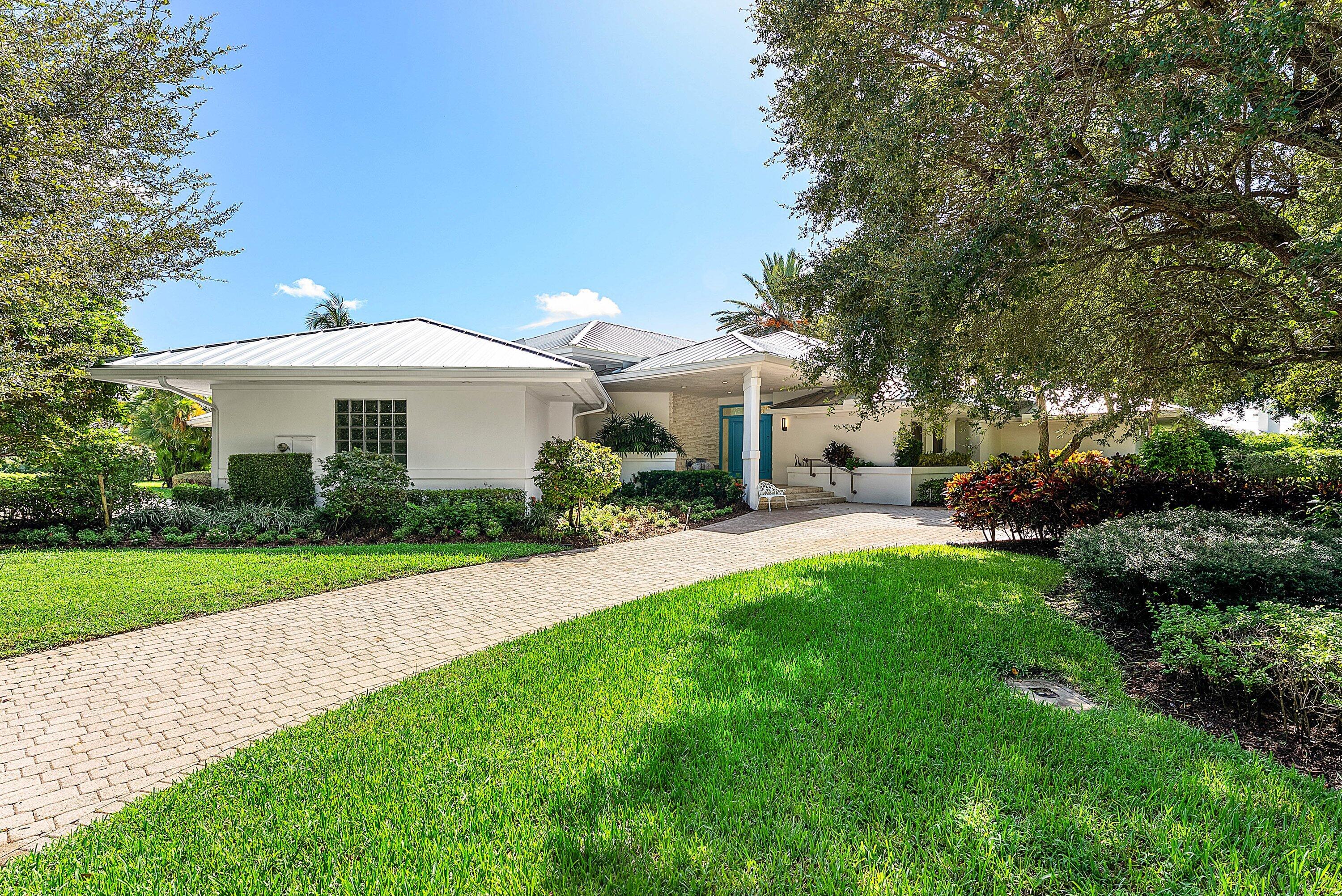 225 Oakview Drive