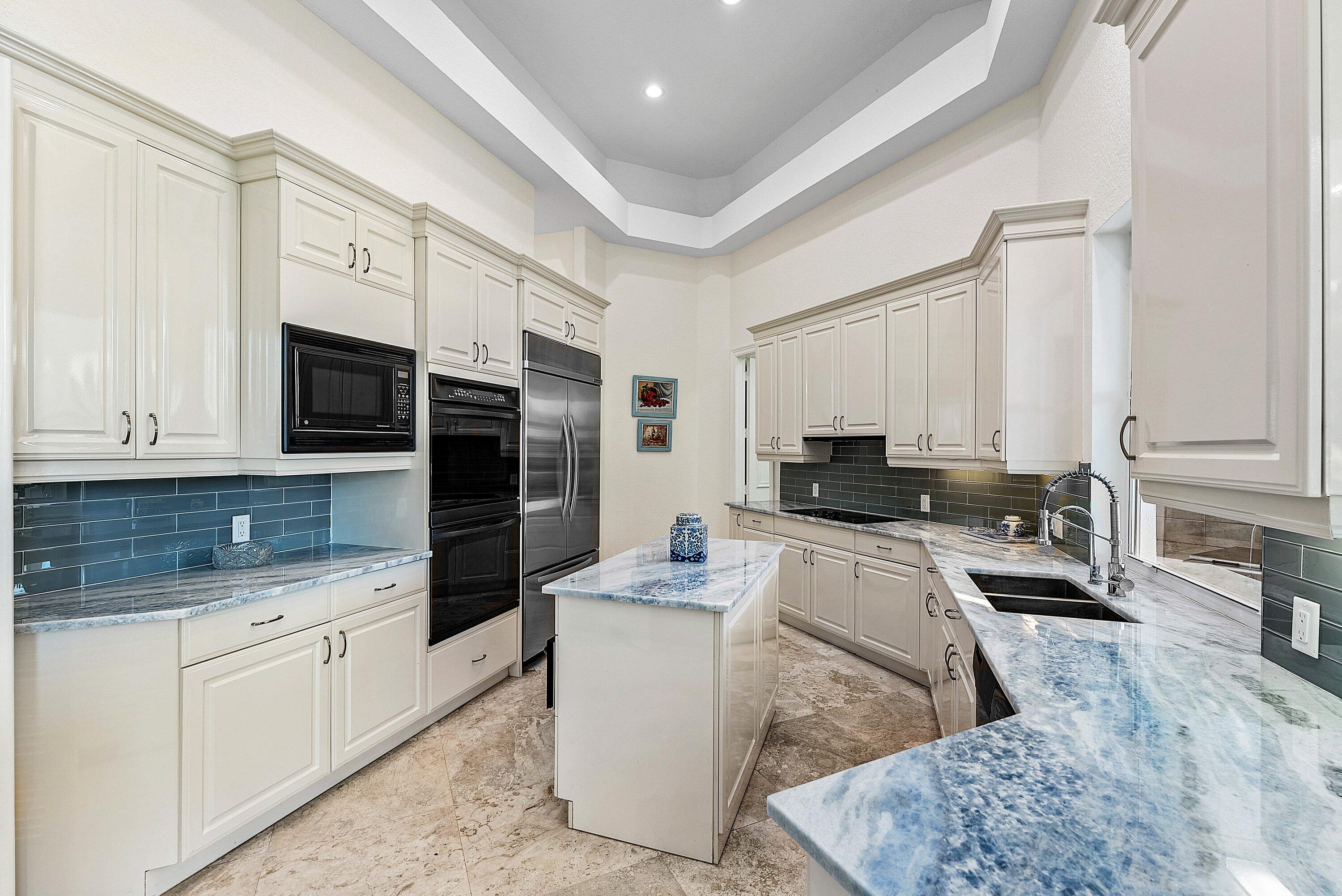 225 Oakview Drive