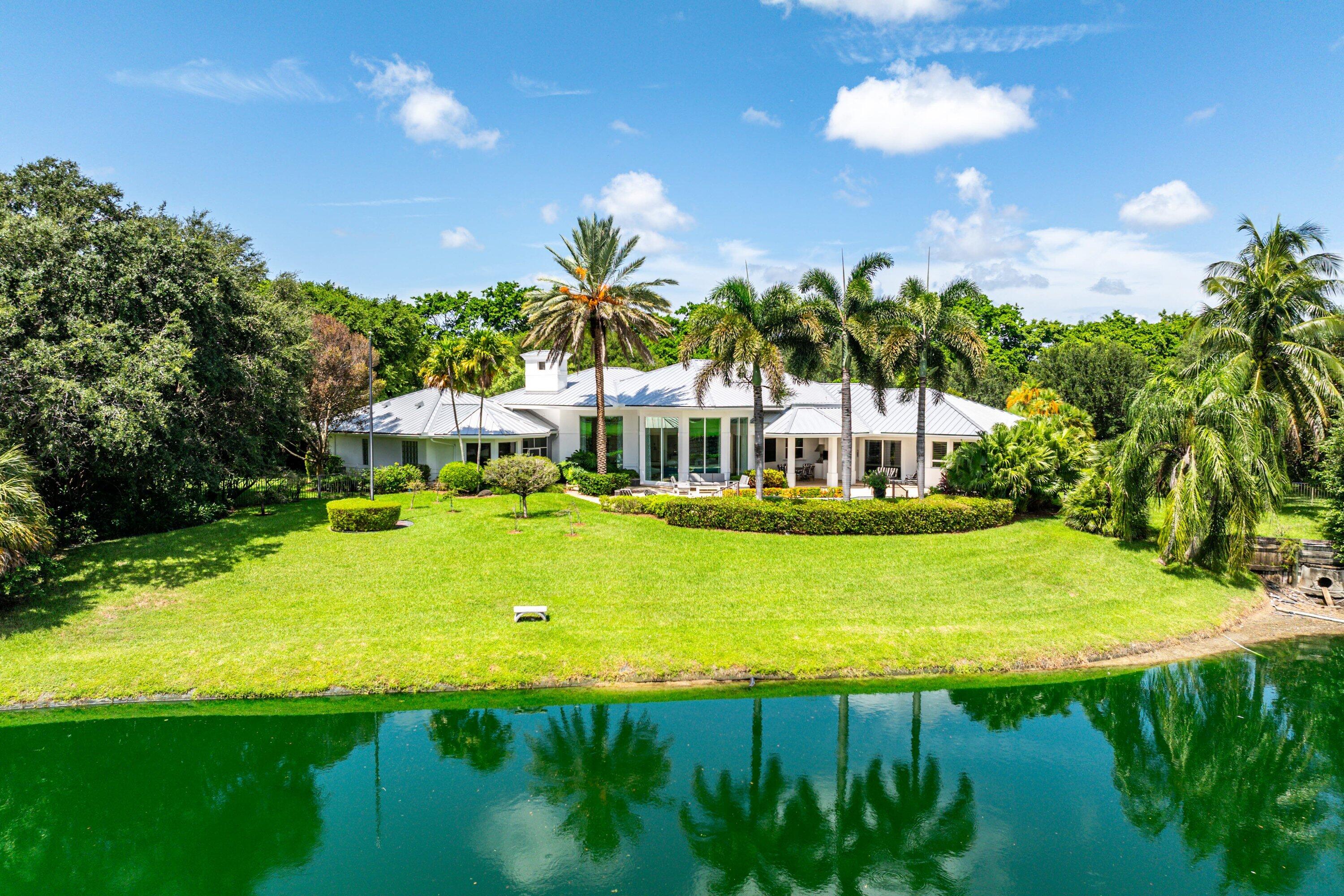 225 Oakview Drive