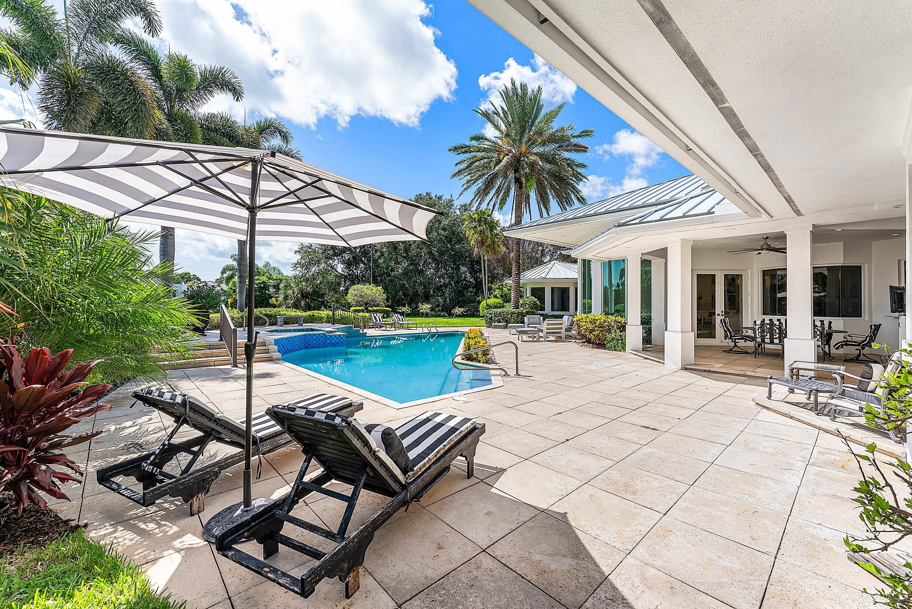 225 Oakview Drive