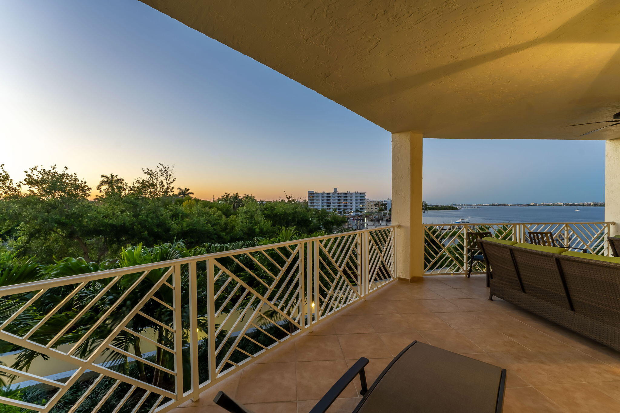 309 E Ocean Avenue 205