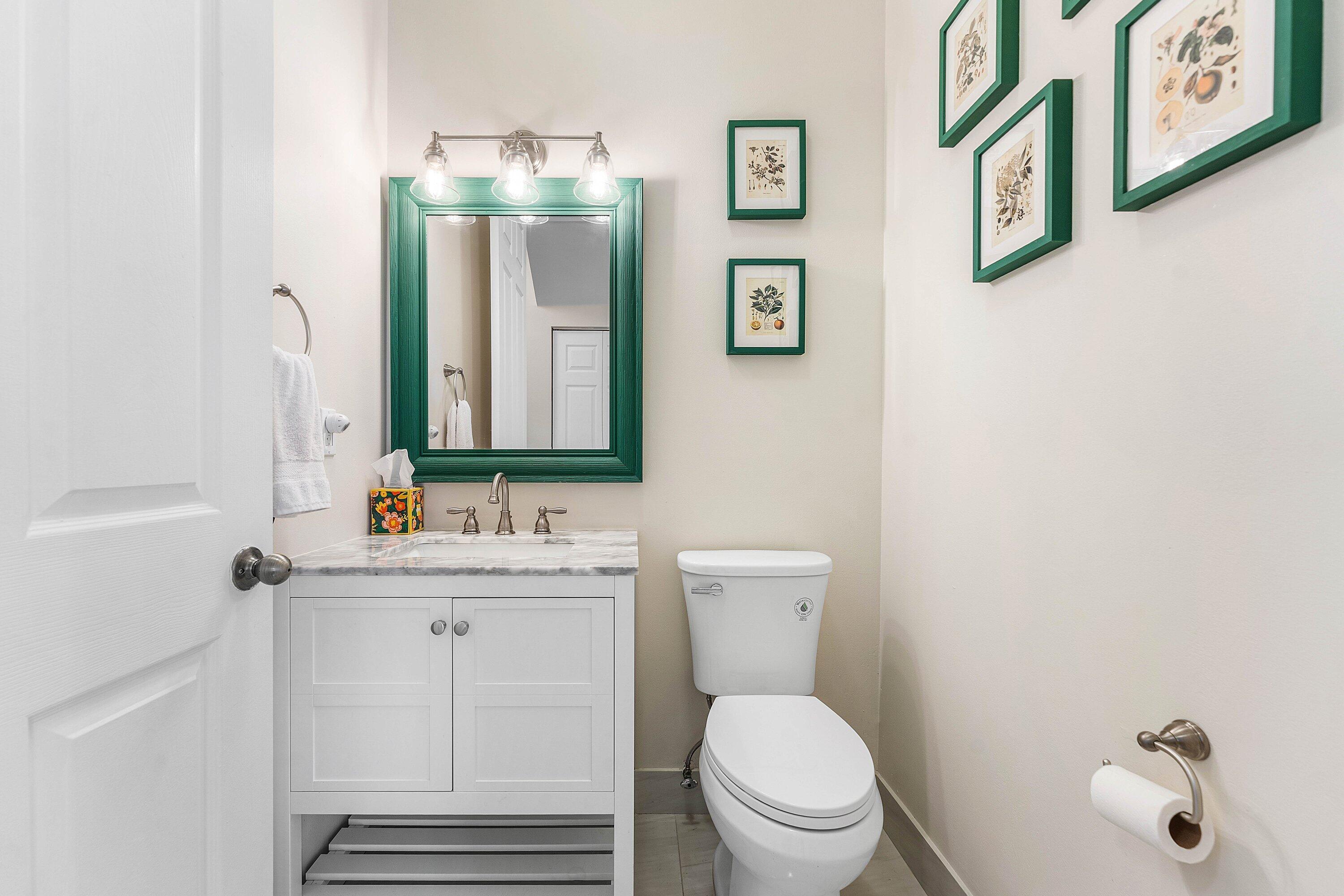 5827 Via De La Plata Circle