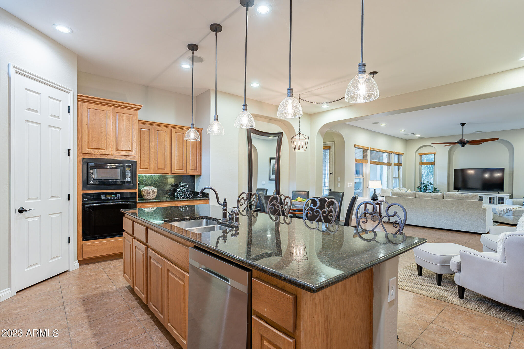 1558 E SWEET CITRUS Drive