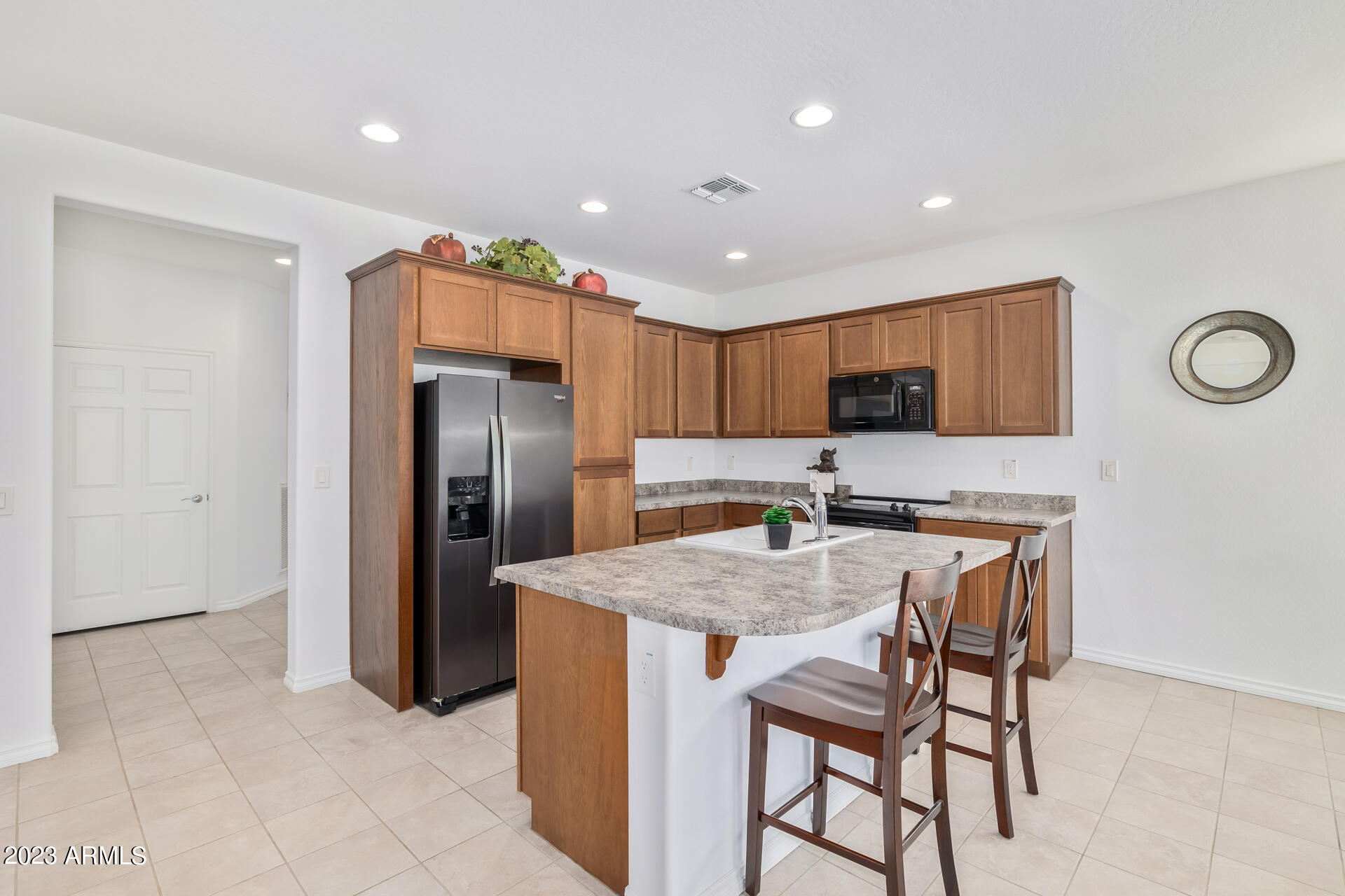 678 E COBBLE STONE Drive
