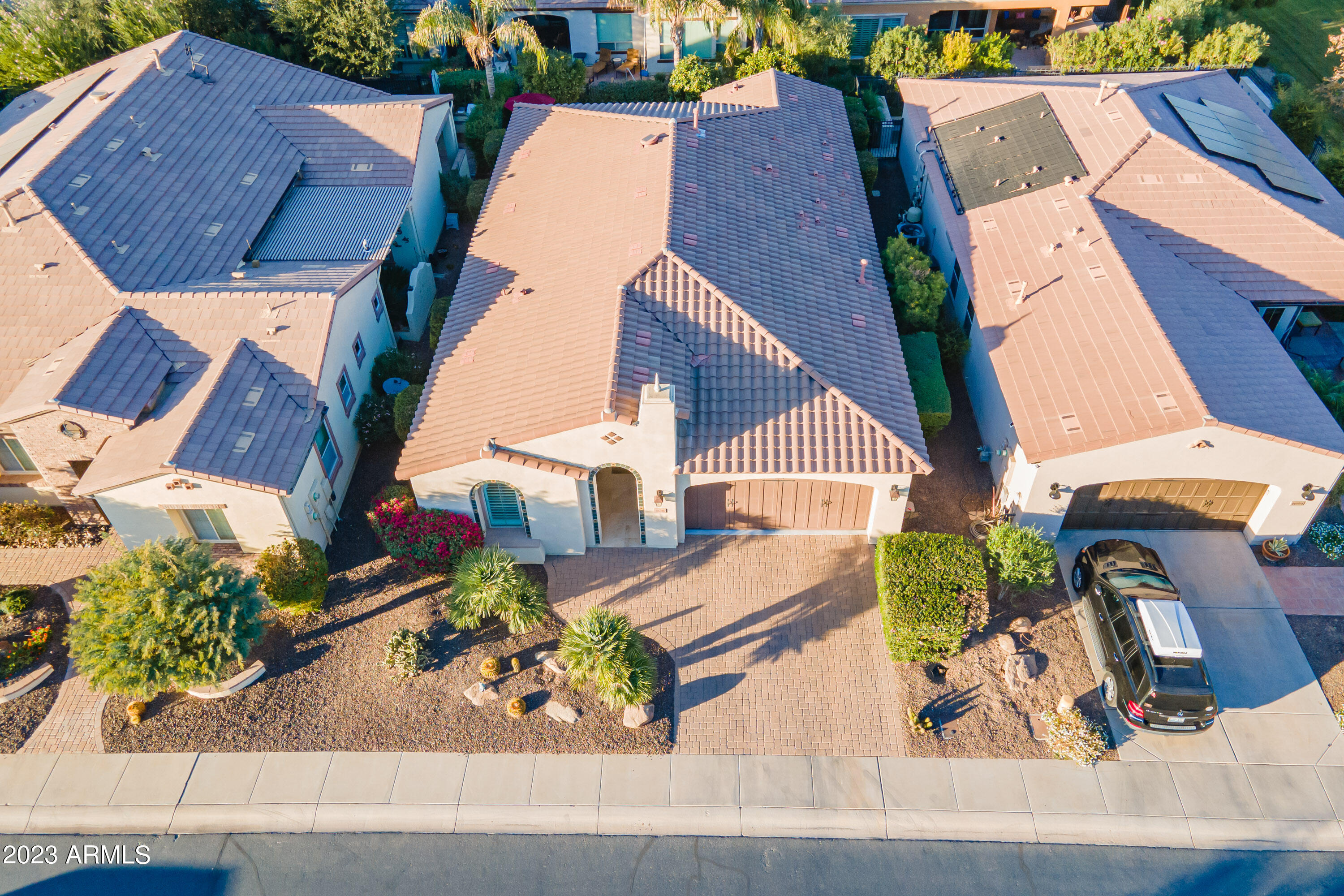 1678 E GRAND RIDGE Road