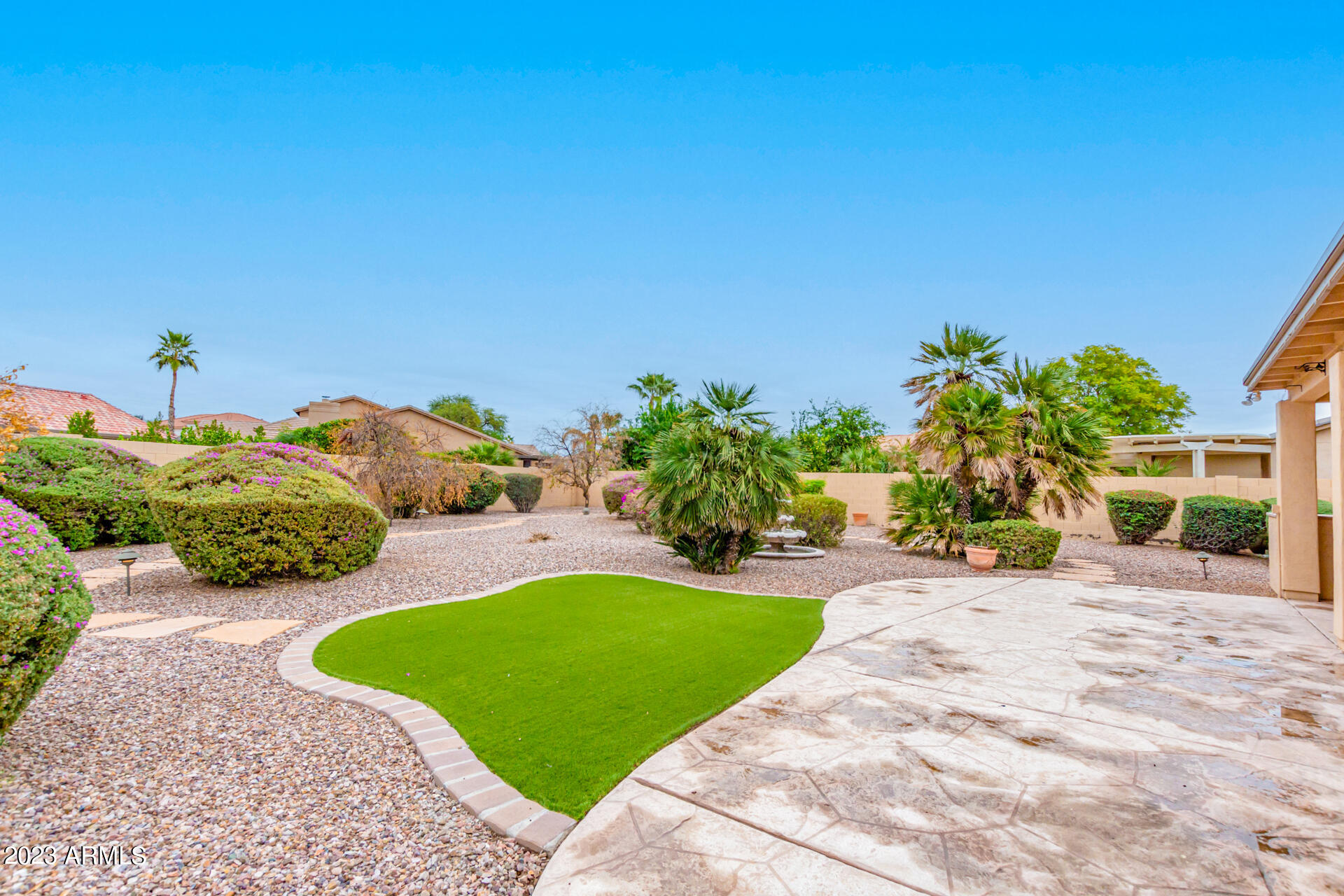 10014 E ARROWVALE Drive