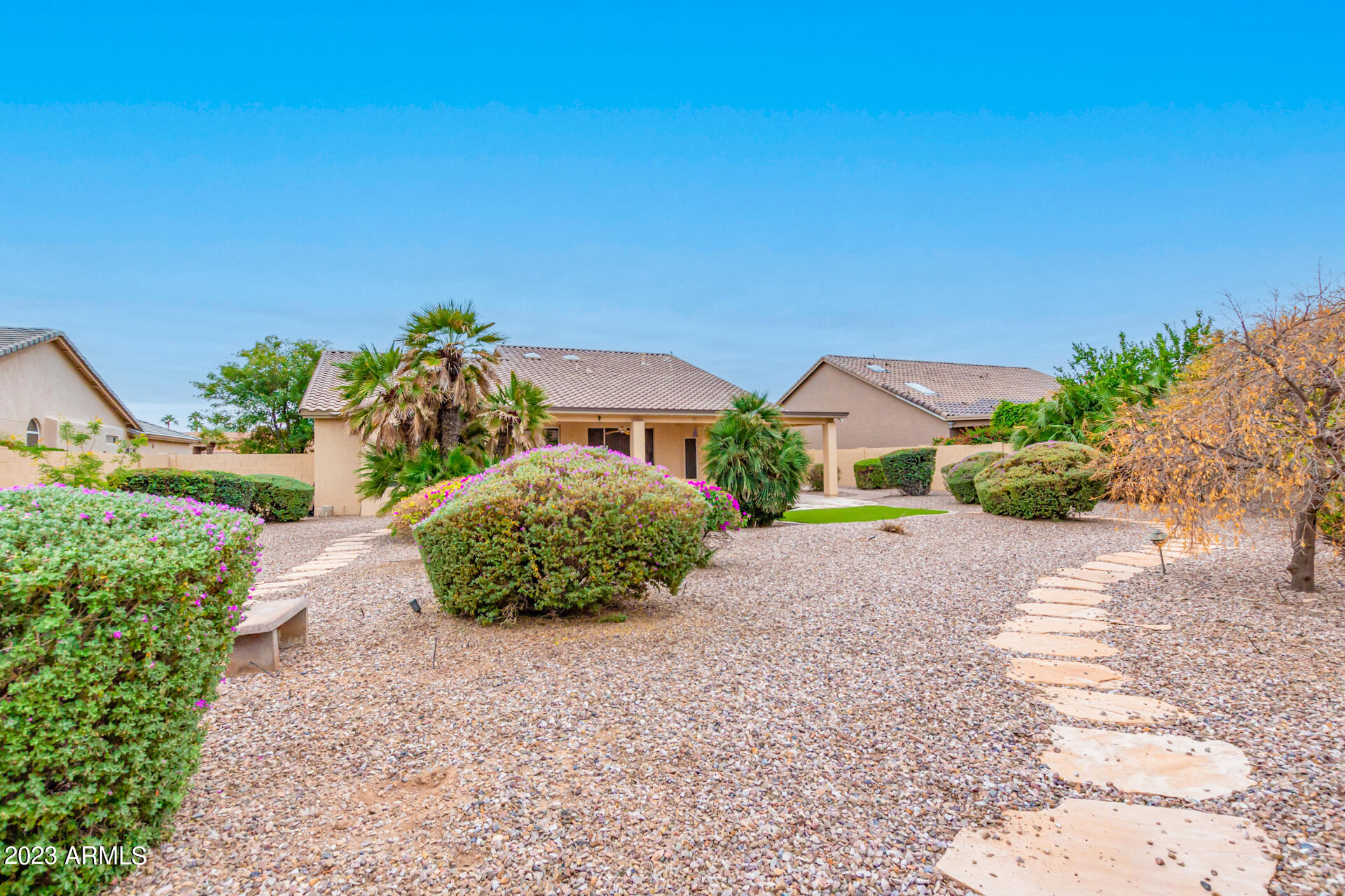 10014 E ARROWVALE Drive