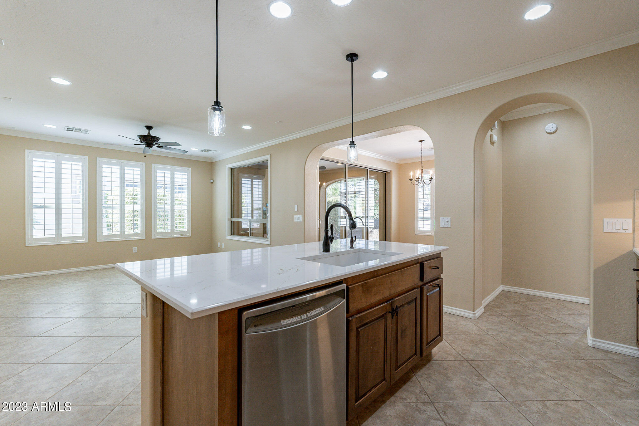 1732 E VESPER Trail
