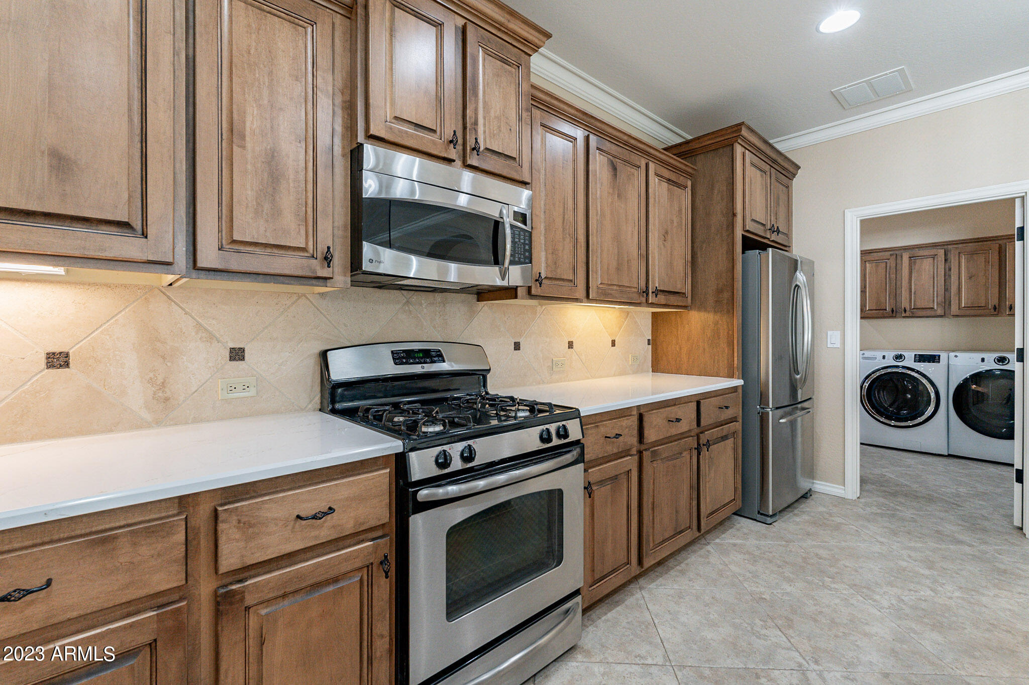 1732 E VESPER Trail