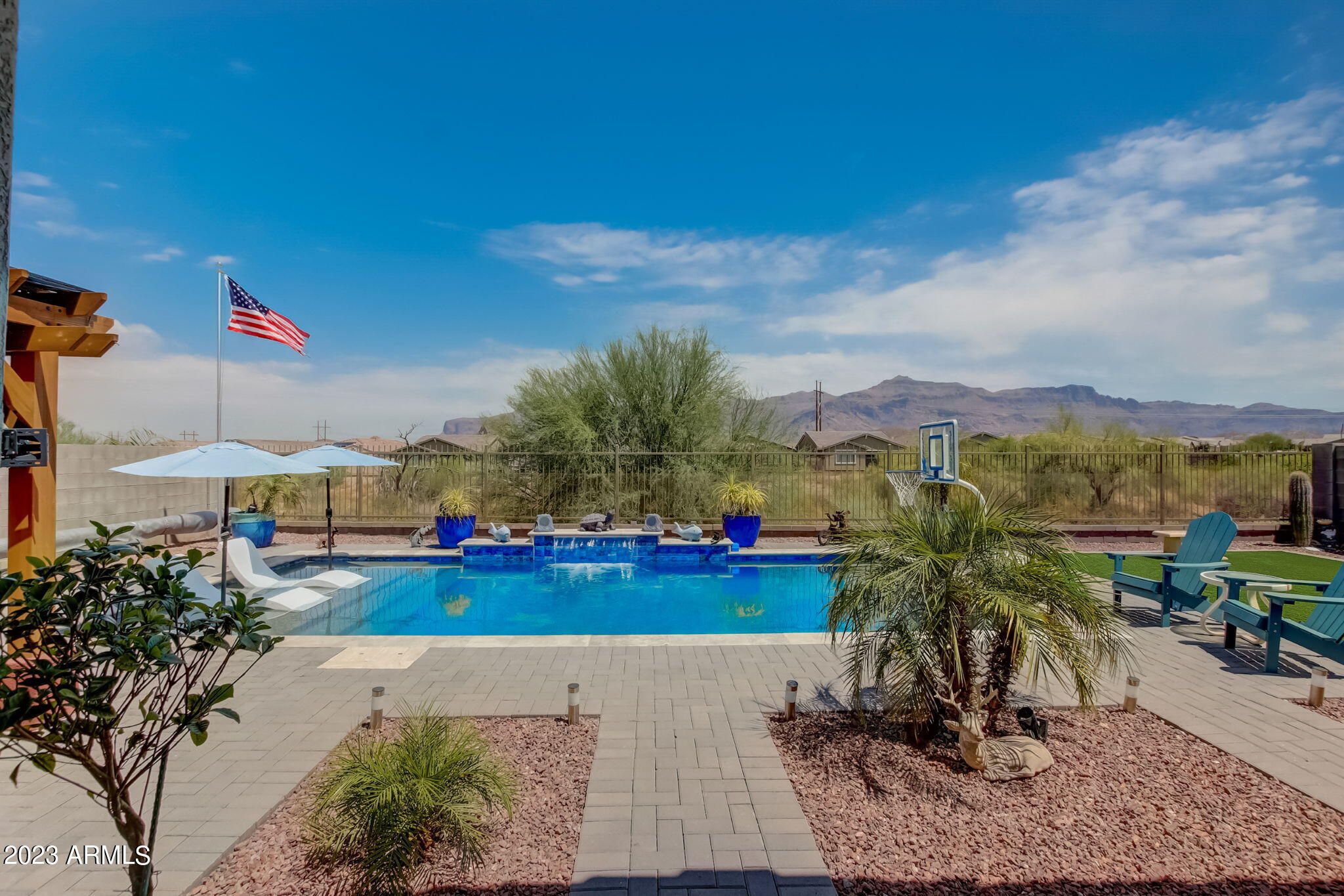 11802 E RED BUTTE