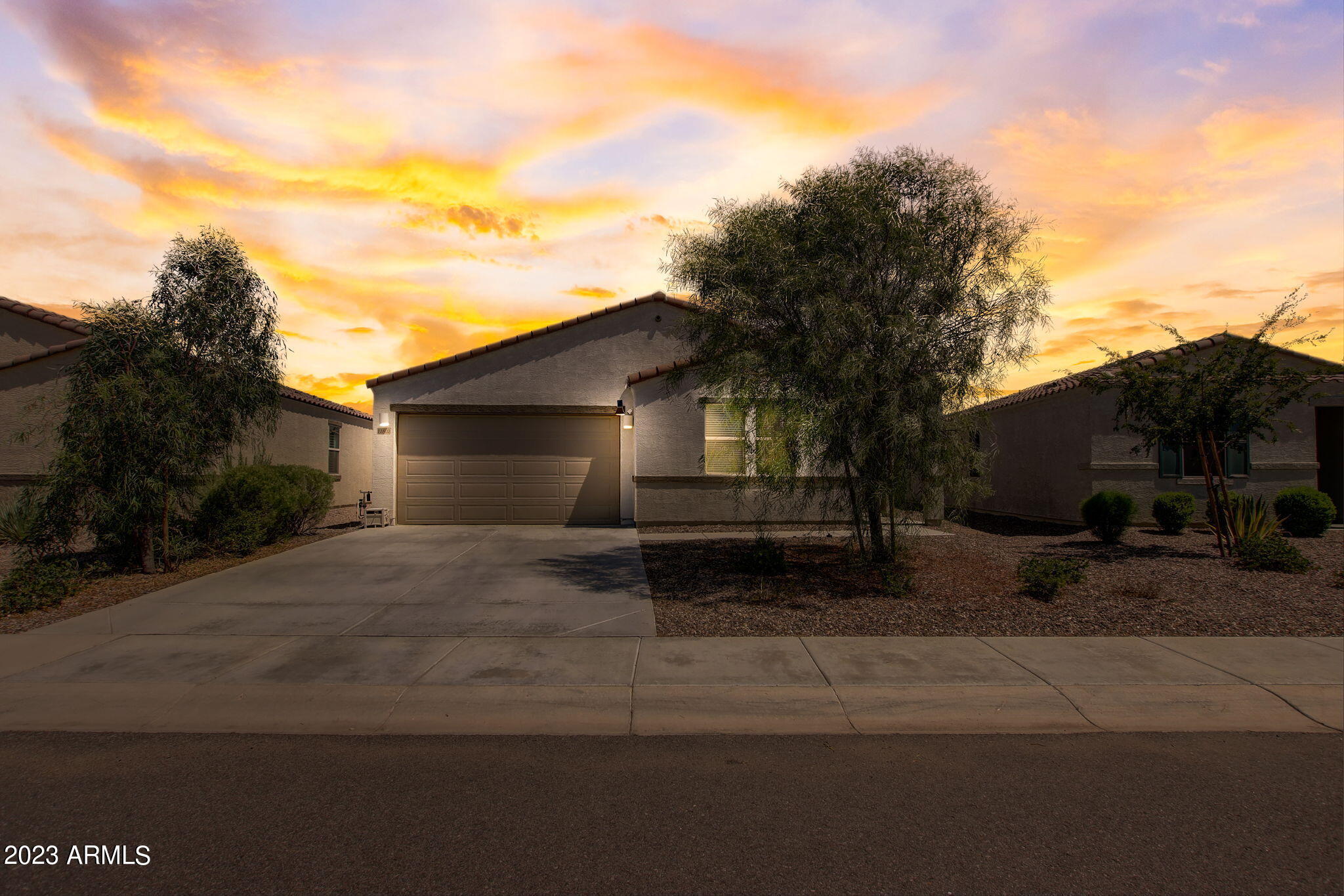 11802 E RED BUTTE
