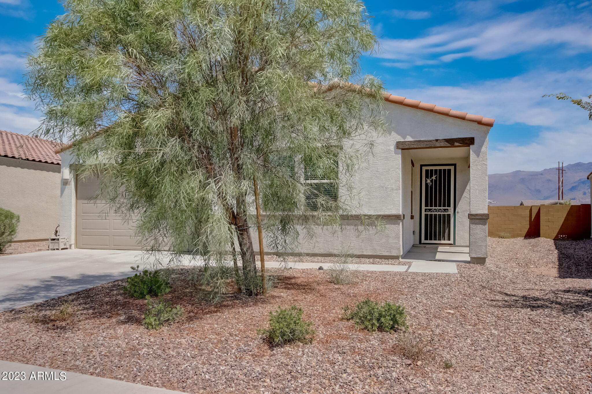11802 E RED BUTTE