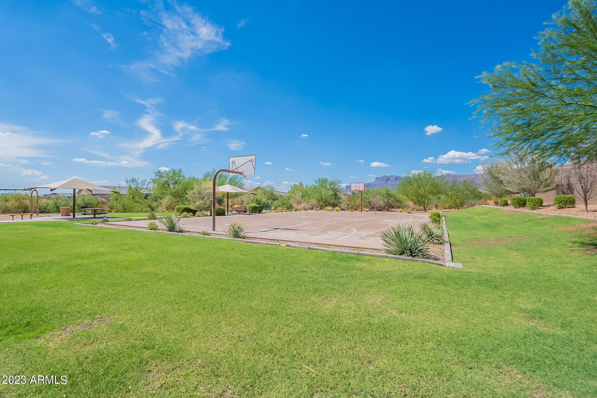 11802 E RED BUTTE