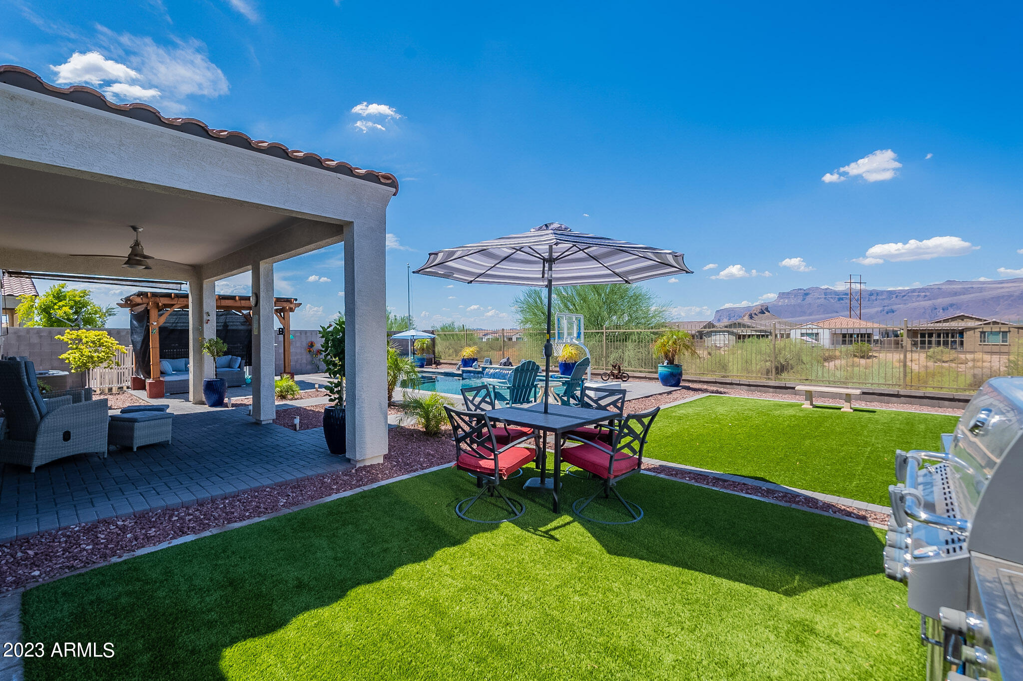 11802 E RED BUTTE