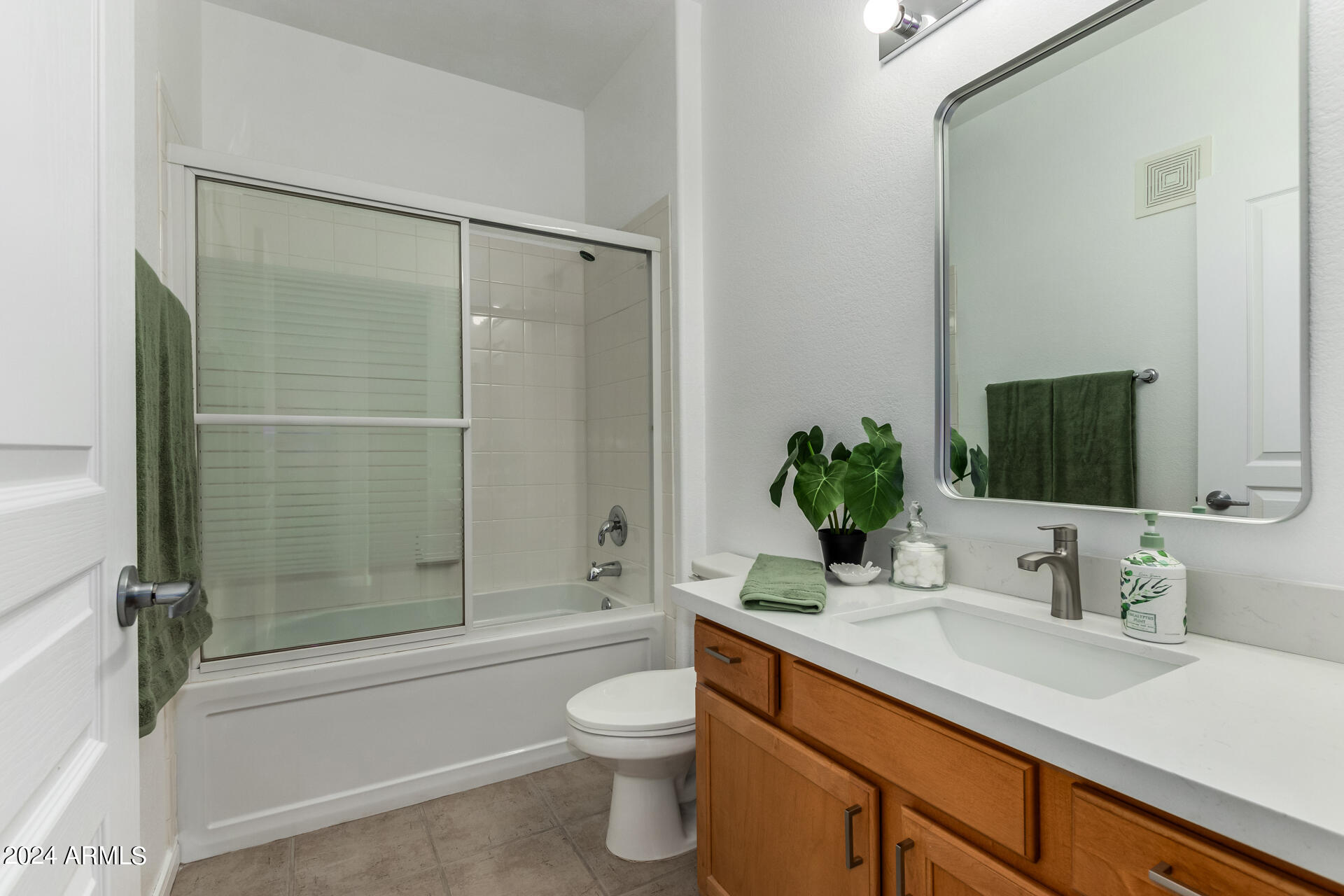 11680 E Sahuaro Drive, 1048