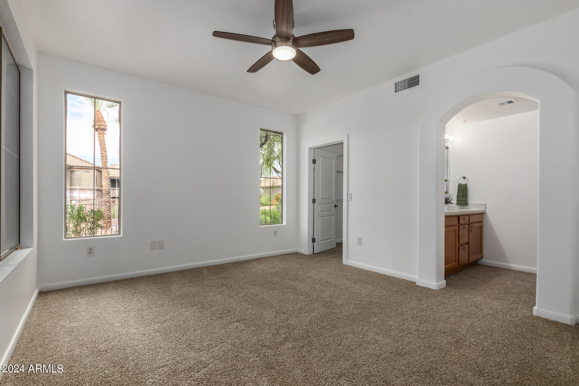 11680 E Sahuaro Drive, 1048