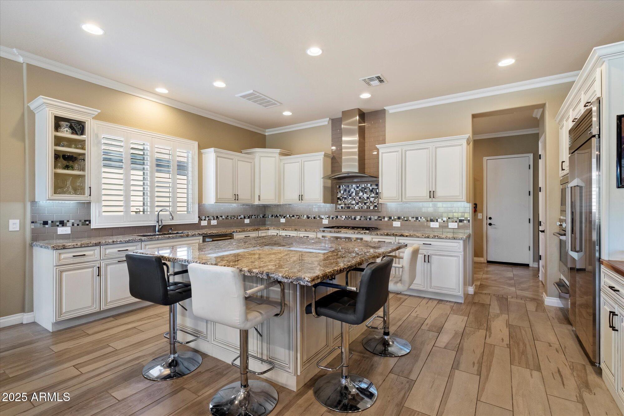 179 E CAMELLIA Way