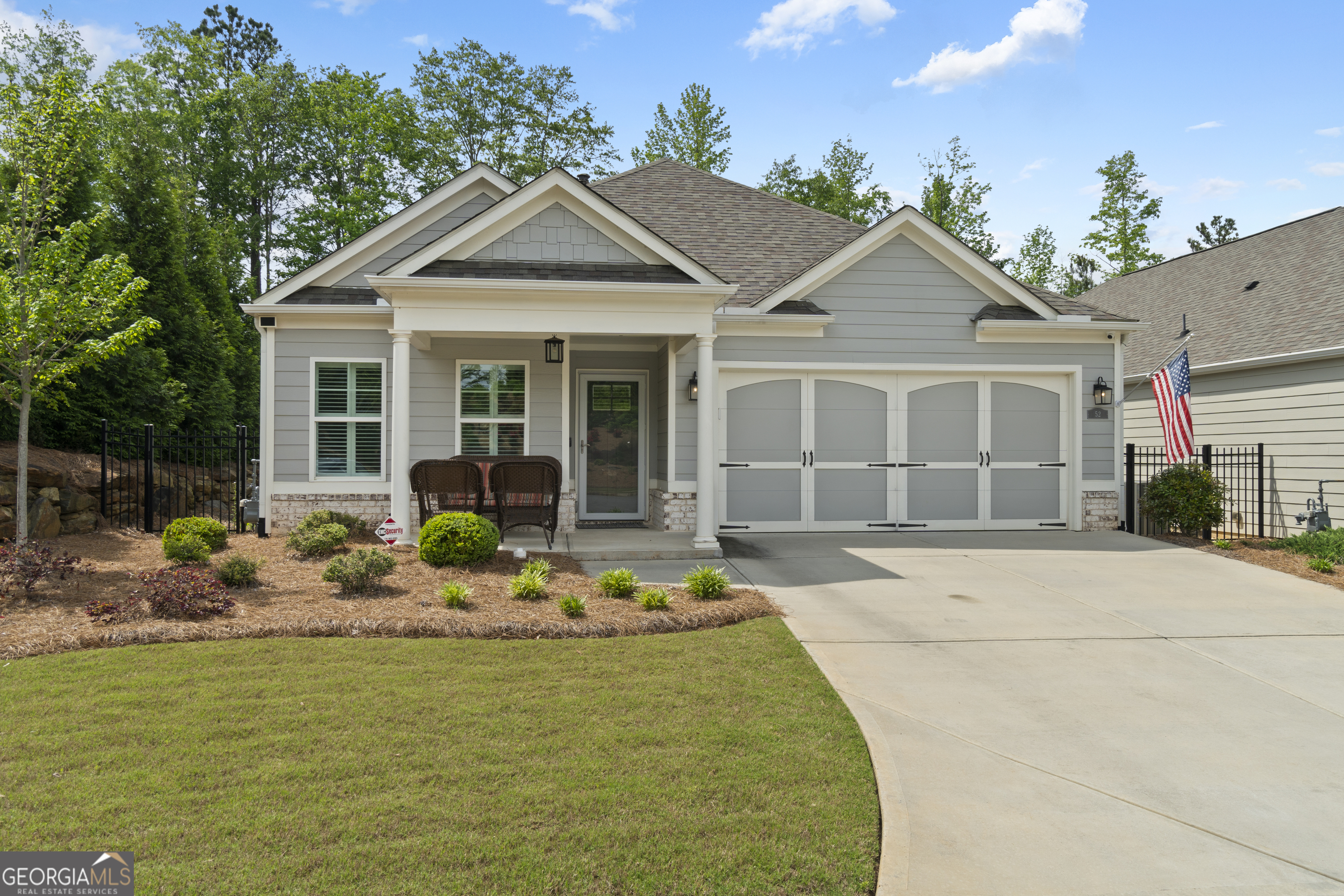52 Lantern Trace