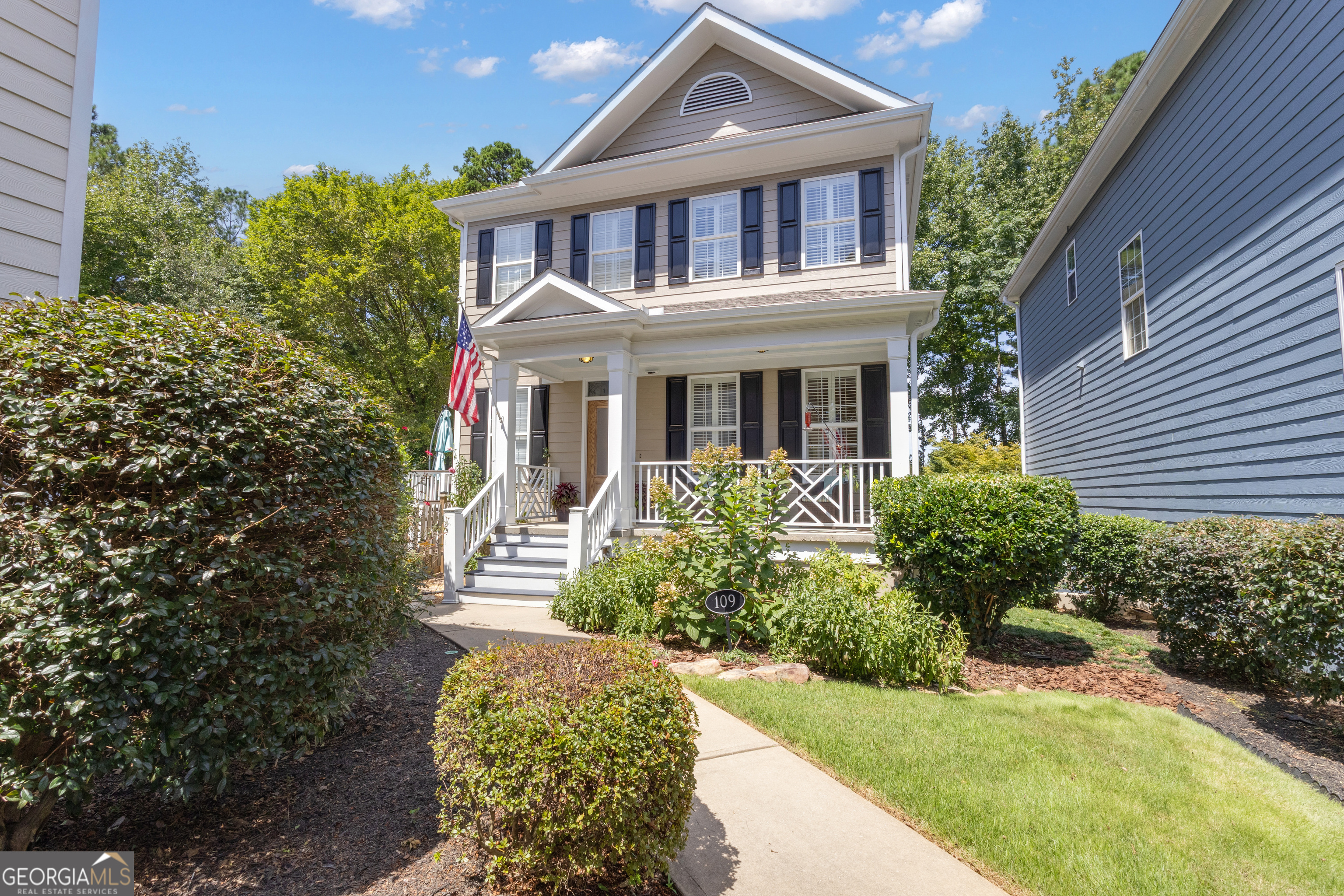 109 Denham Square