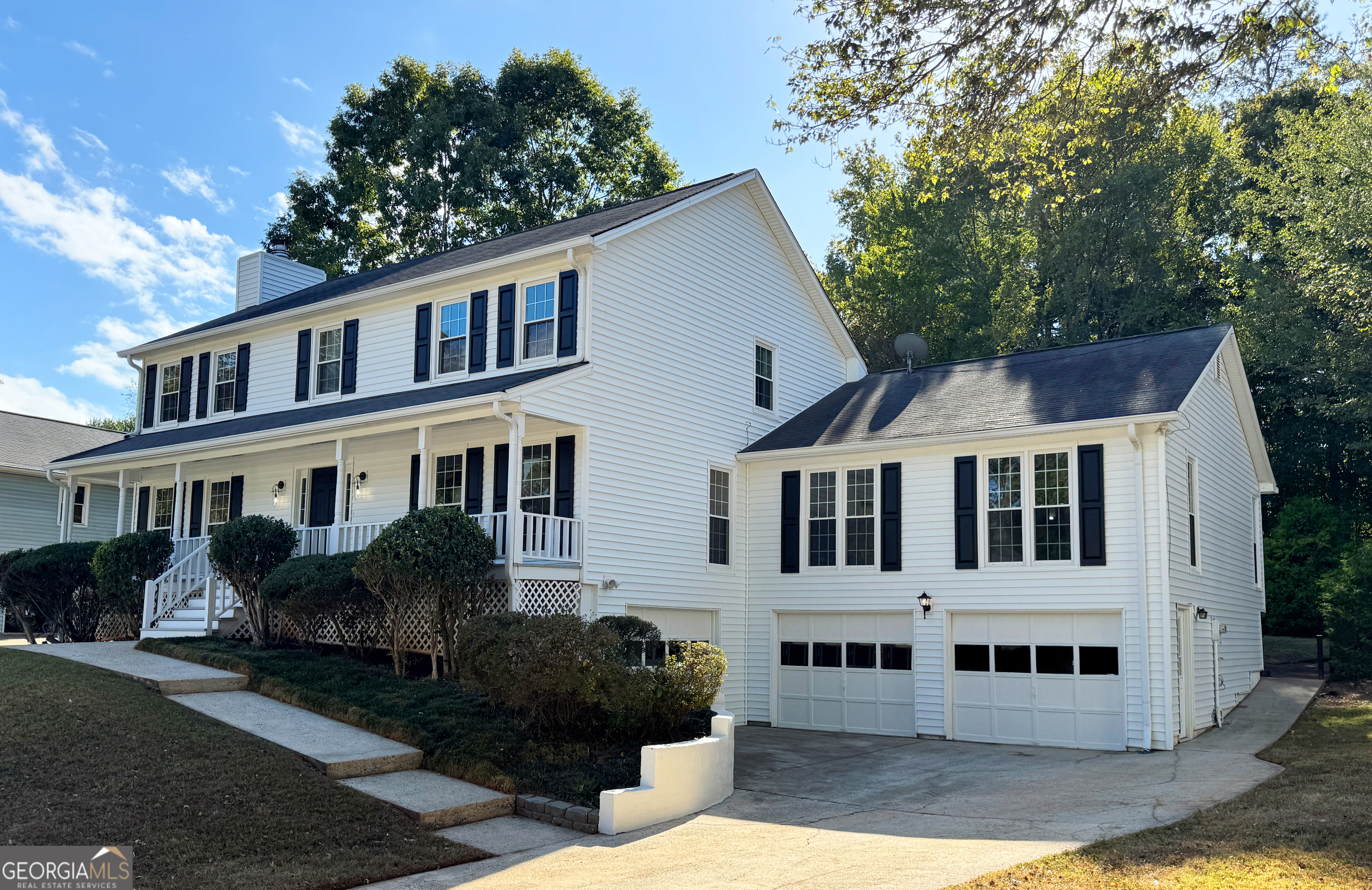 105 Highgreen Ridge