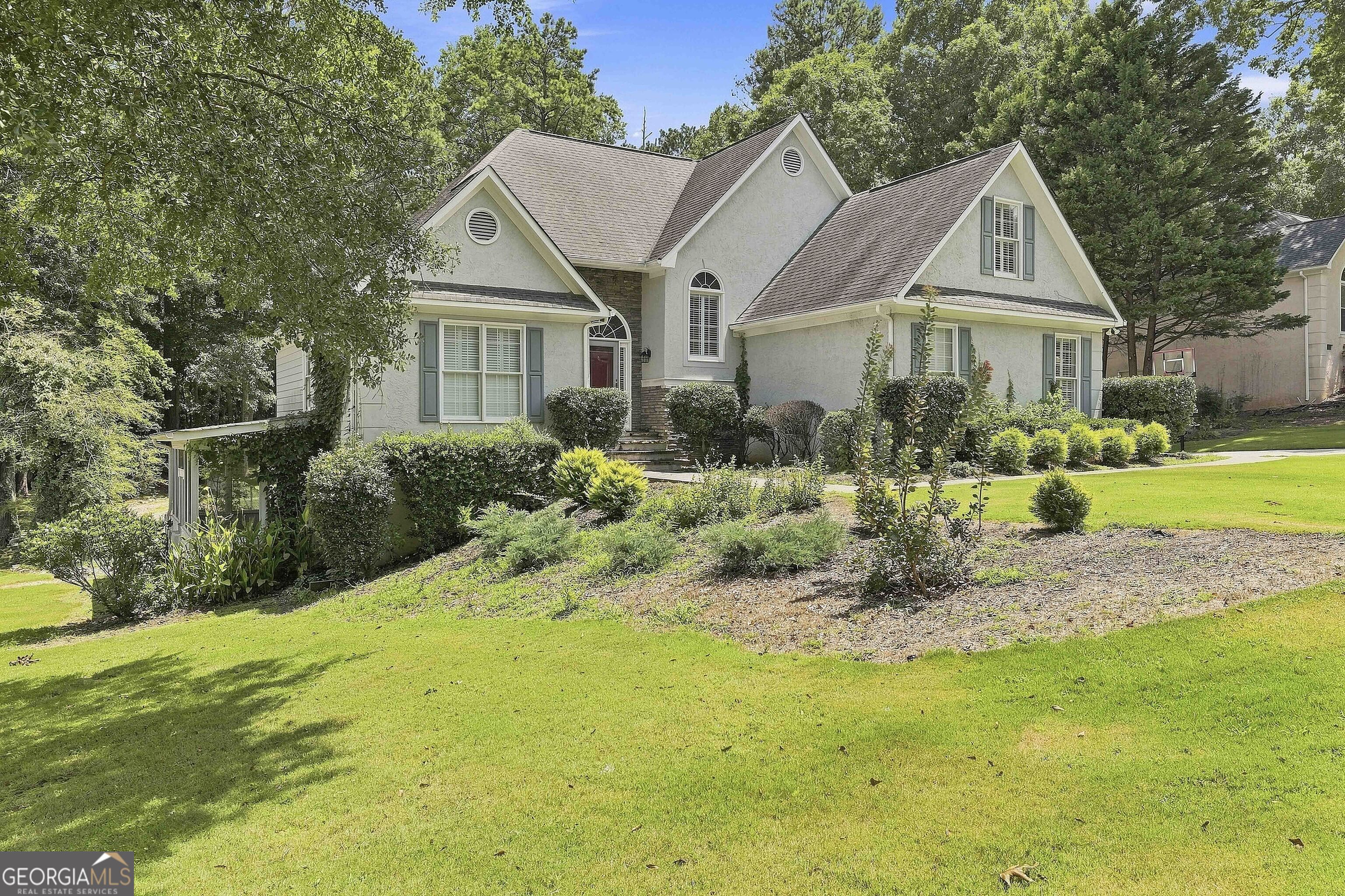 380 Weeping Willow Way