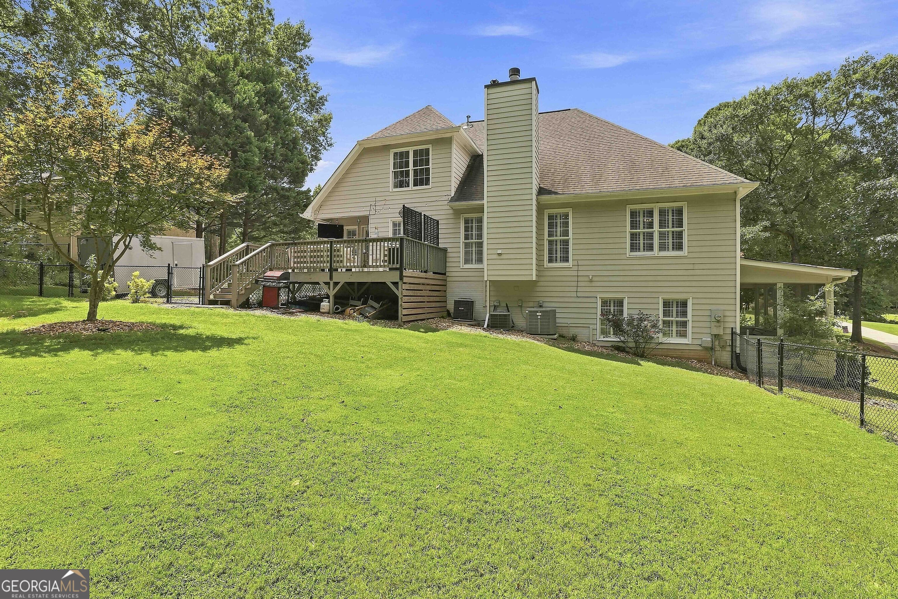380 Weeping Willow Way
