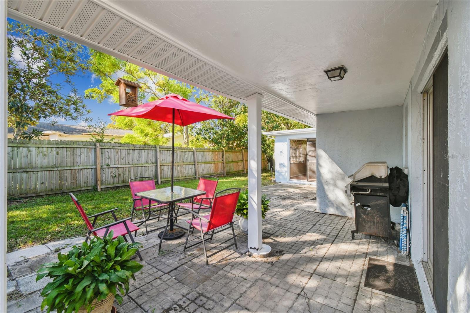 7710 BIRCHWOOD DR