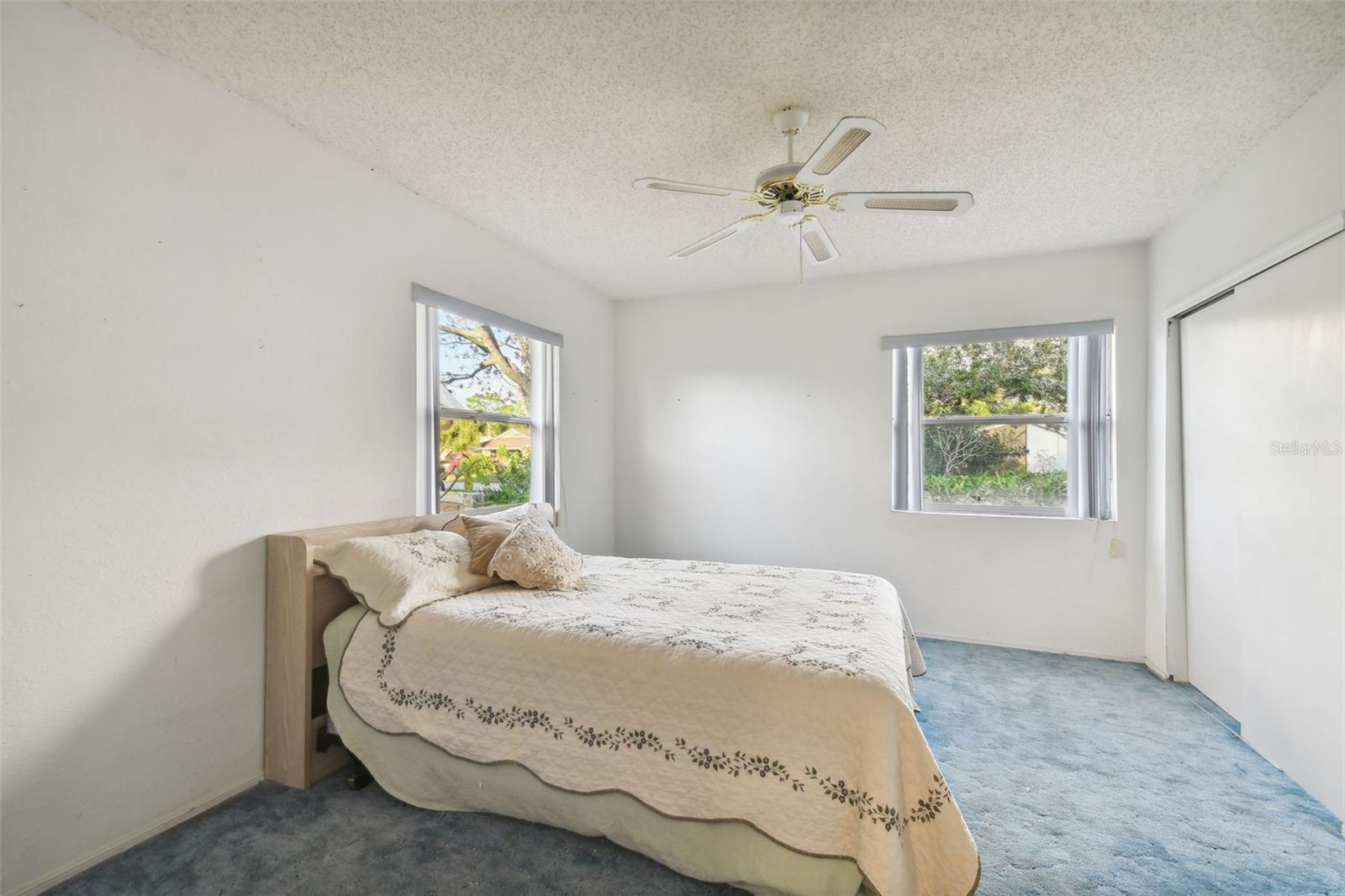 7004 BAYWOOD CT