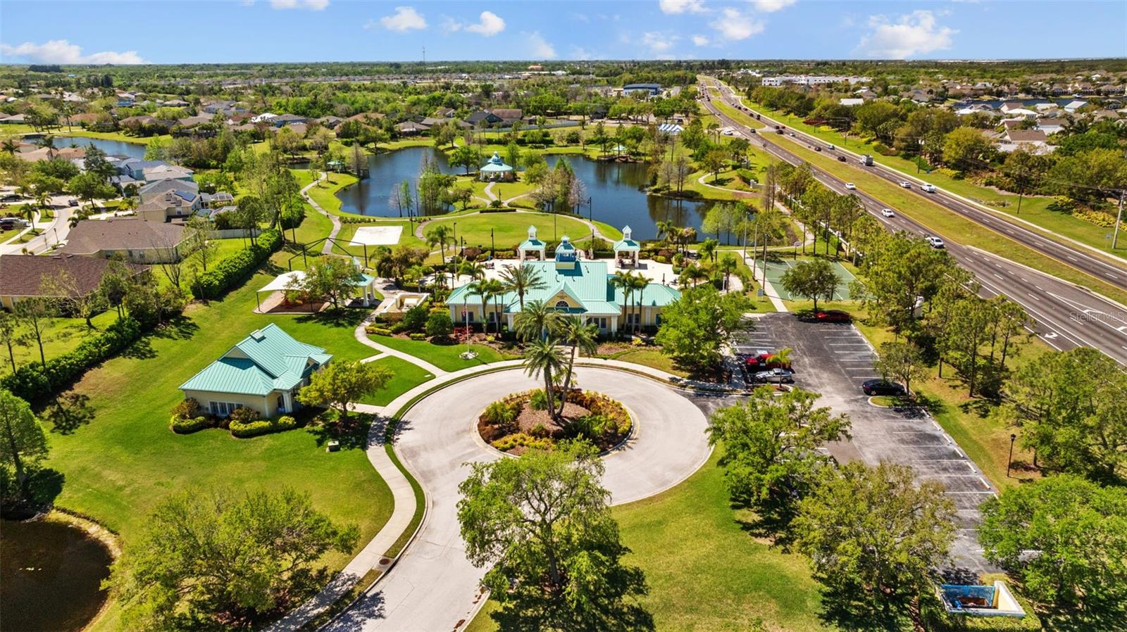 310 COCKLE SHELL LOOP