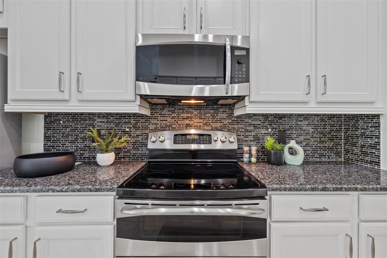 310 COCKLE SHELL LOOP