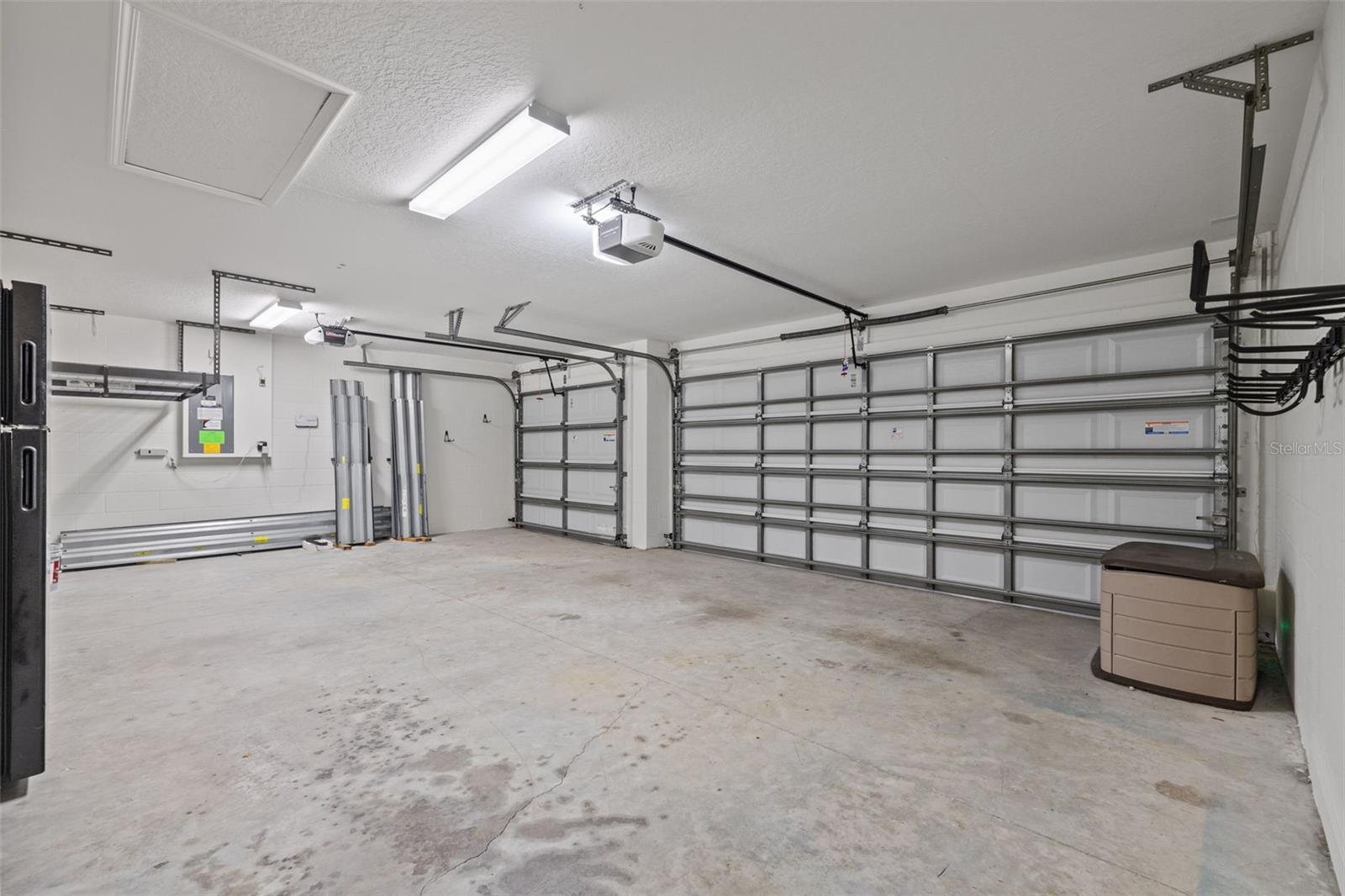 310 COCKLE SHELL LOOP