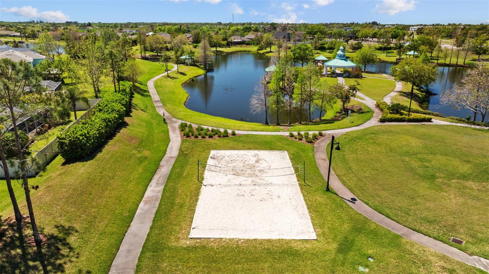 310 COCKLE SHELL LOOP