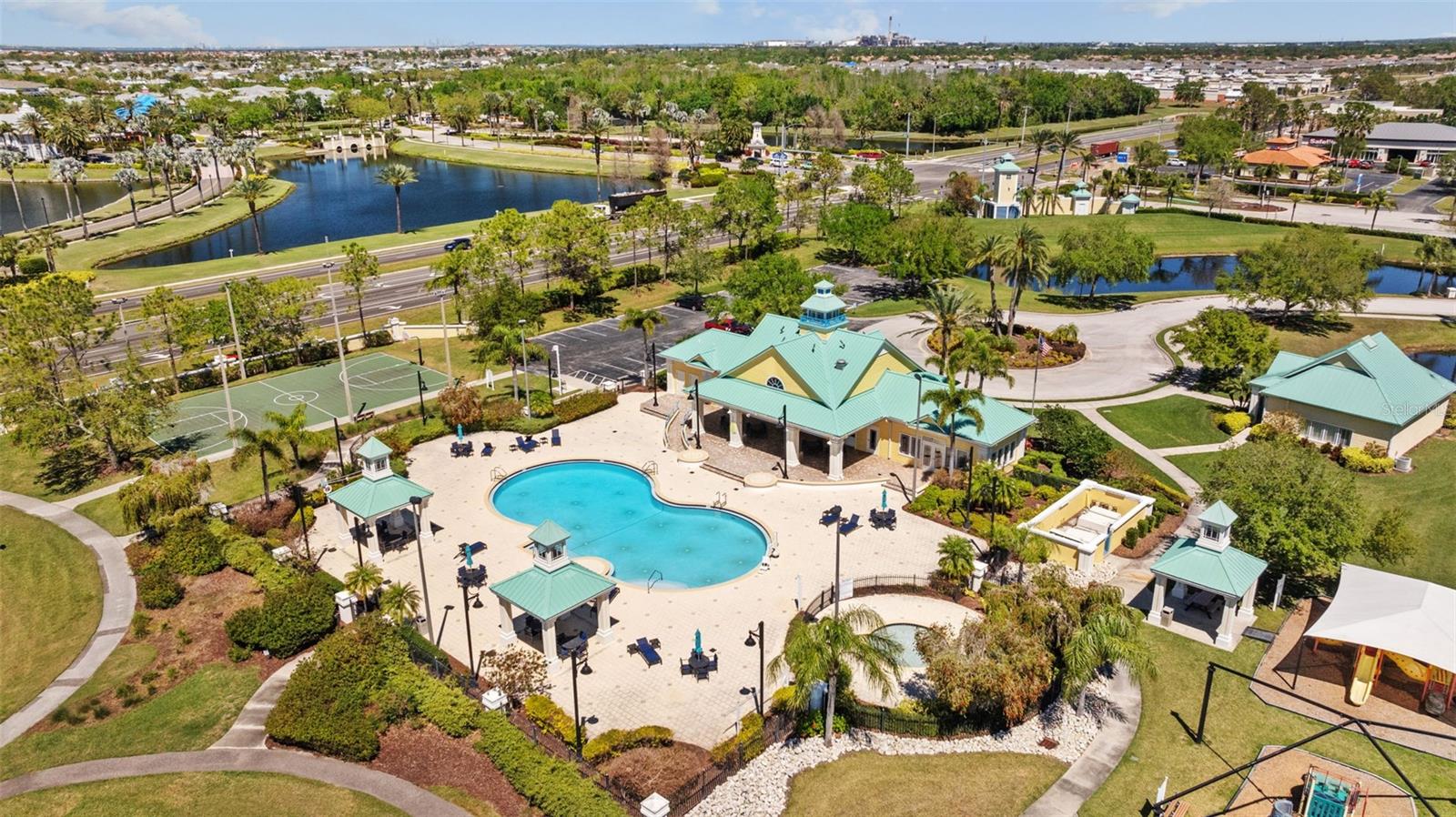 310 COCKLE SHELL LOOP