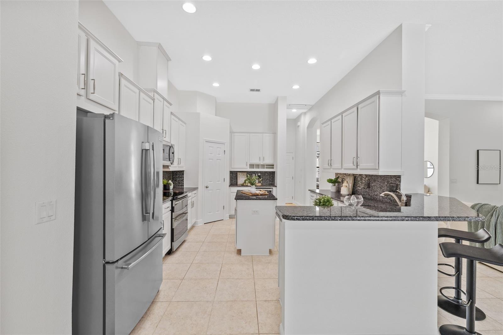 310 COCKLE SHELL LOOP