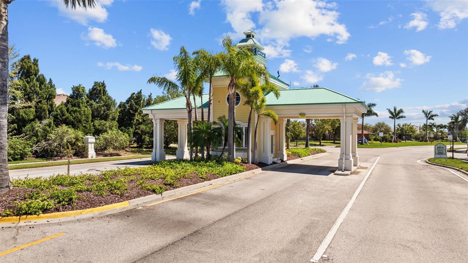 310 COCKLE SHELL LOOP