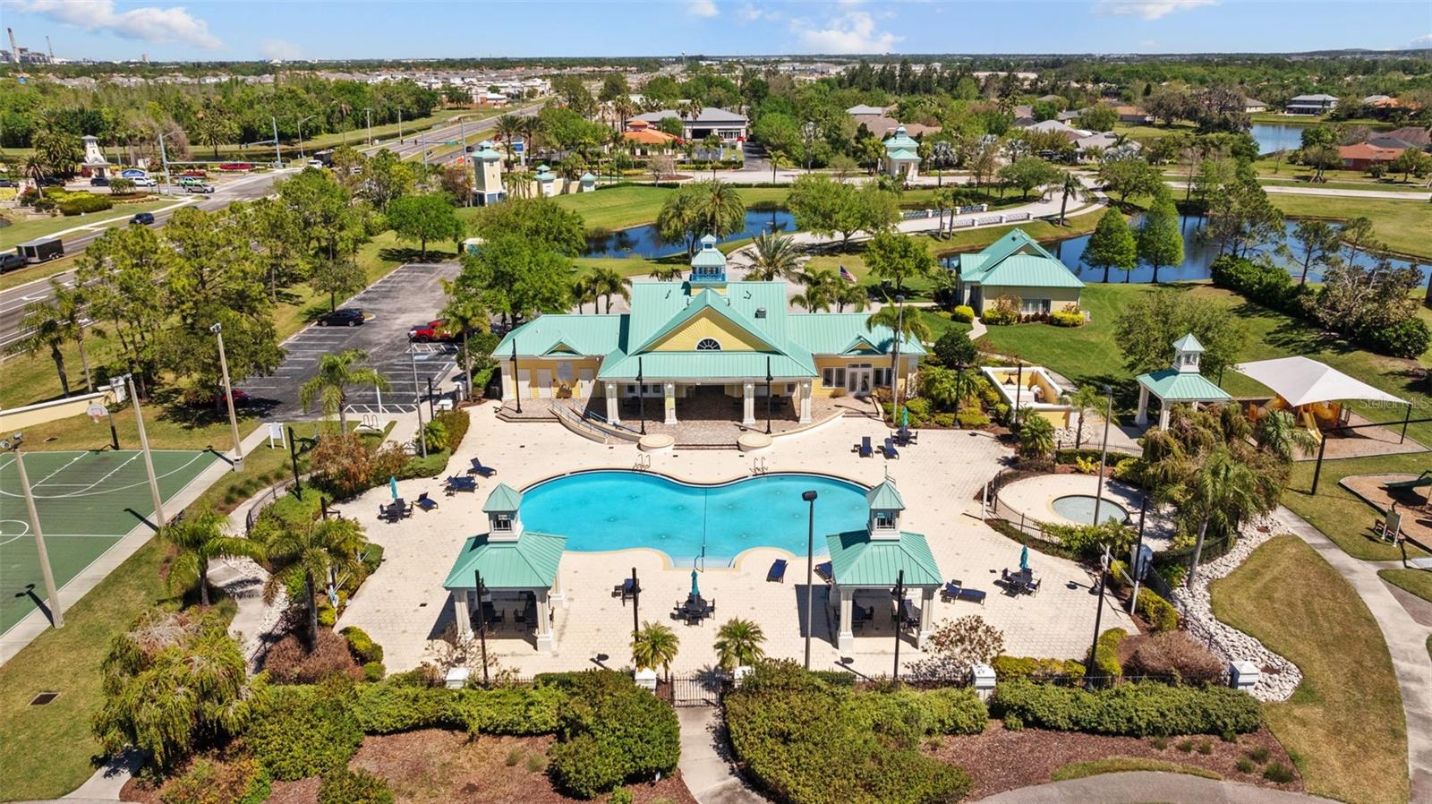 310 COCKLE SHELL LOOP