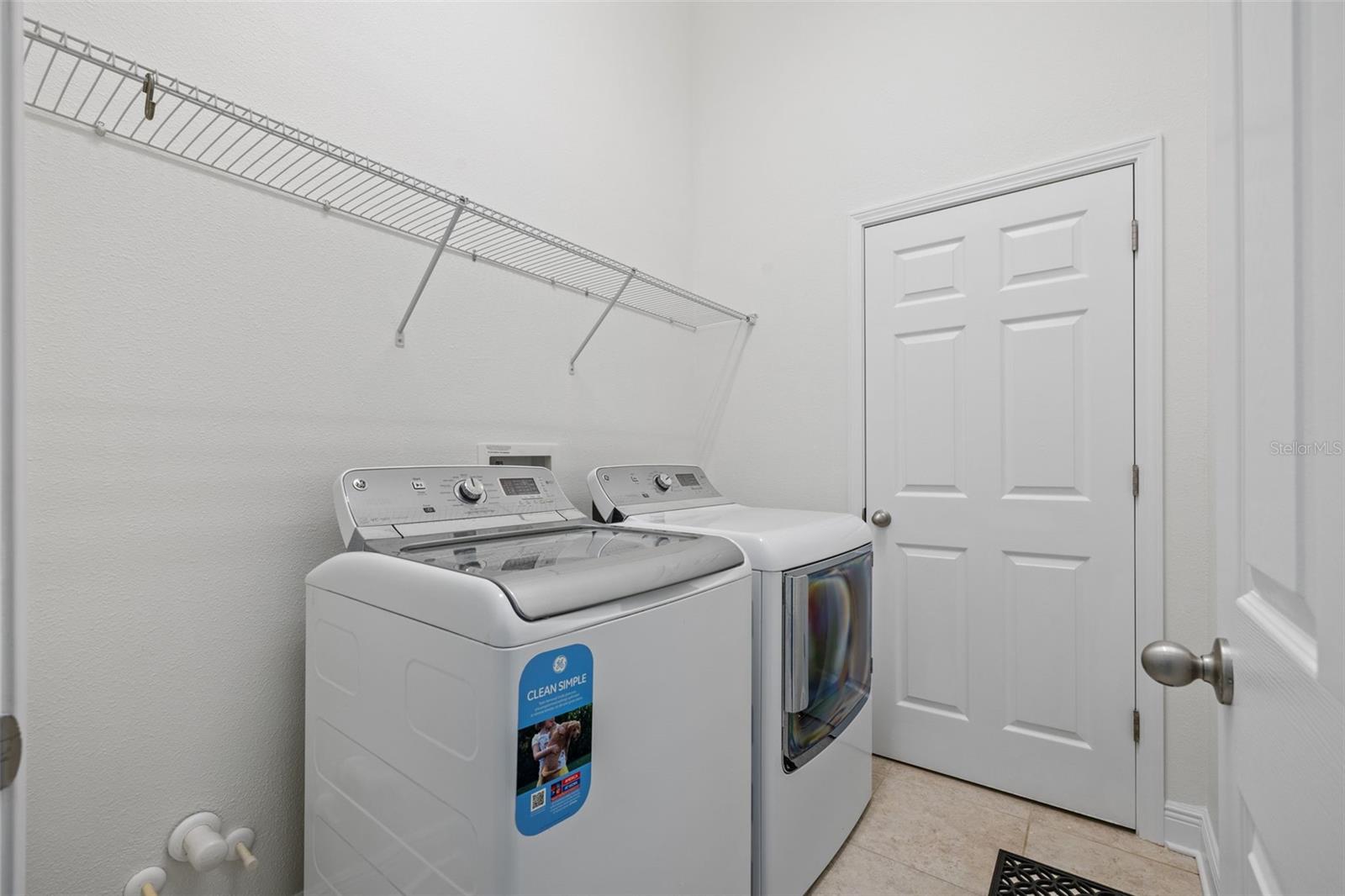 310 COCKLE SHELL LOOP