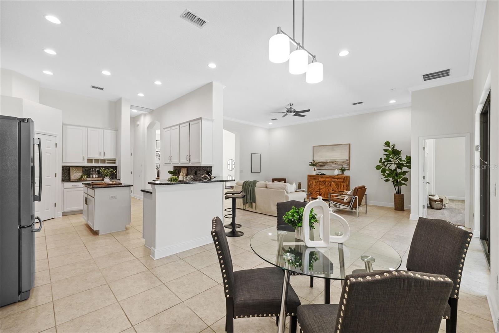 310 COCKLE SHELL LOOP