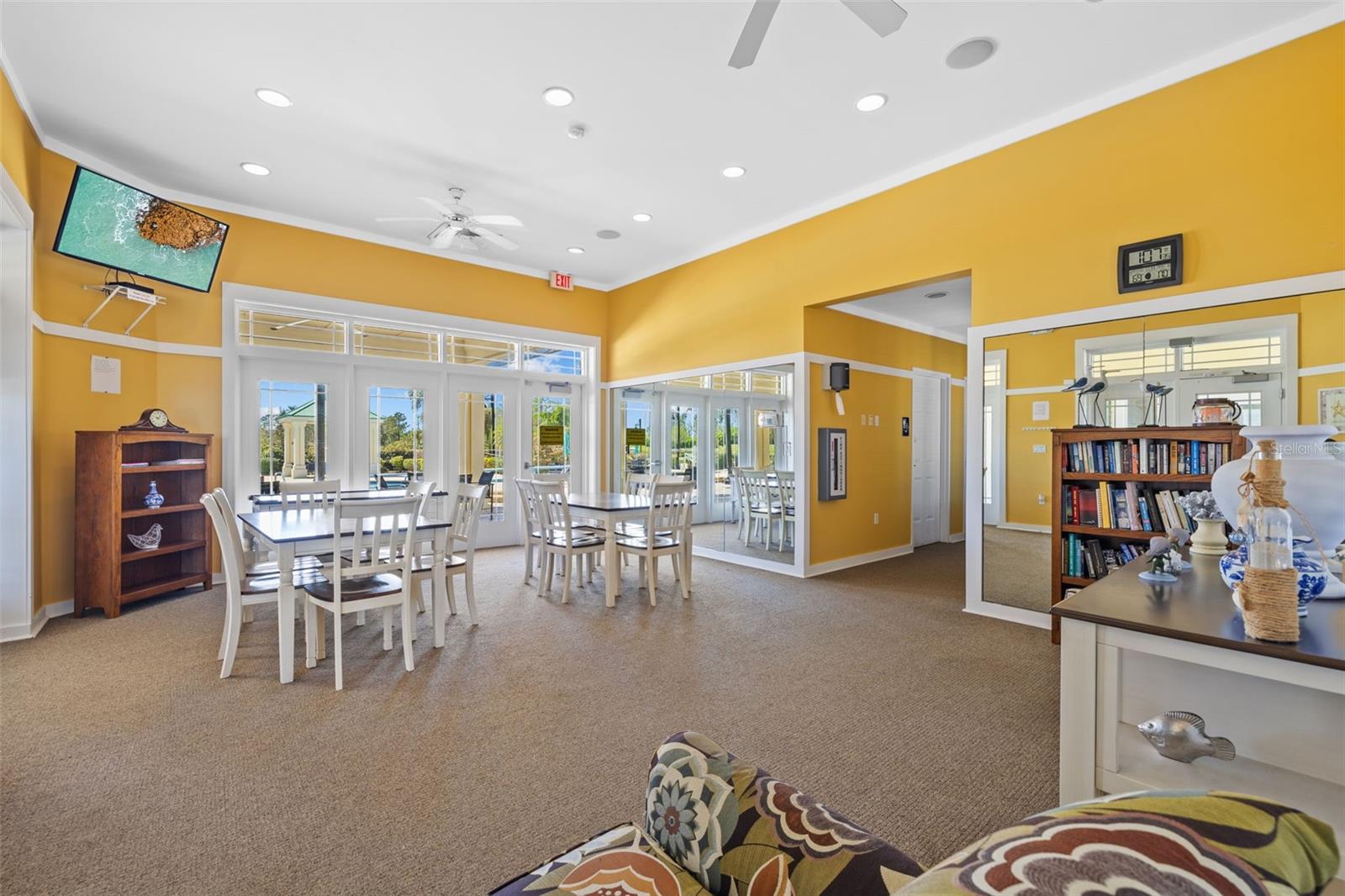 310 COCKLE SHELL LOOP