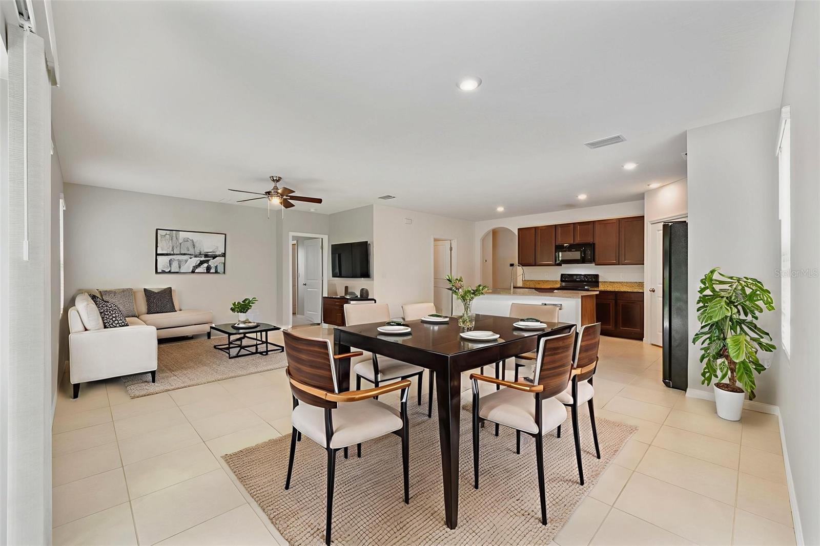 11910 LITTLE VIOLET CIR
