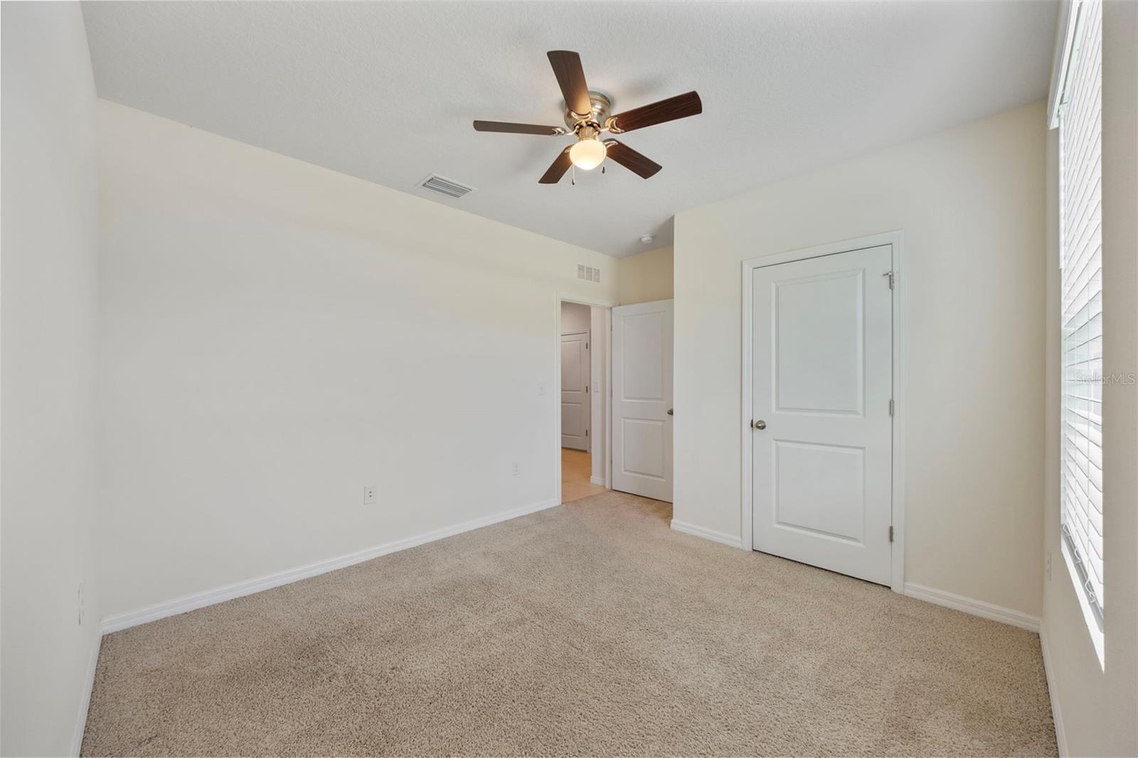 11910 LITTLE VIOLET CIR